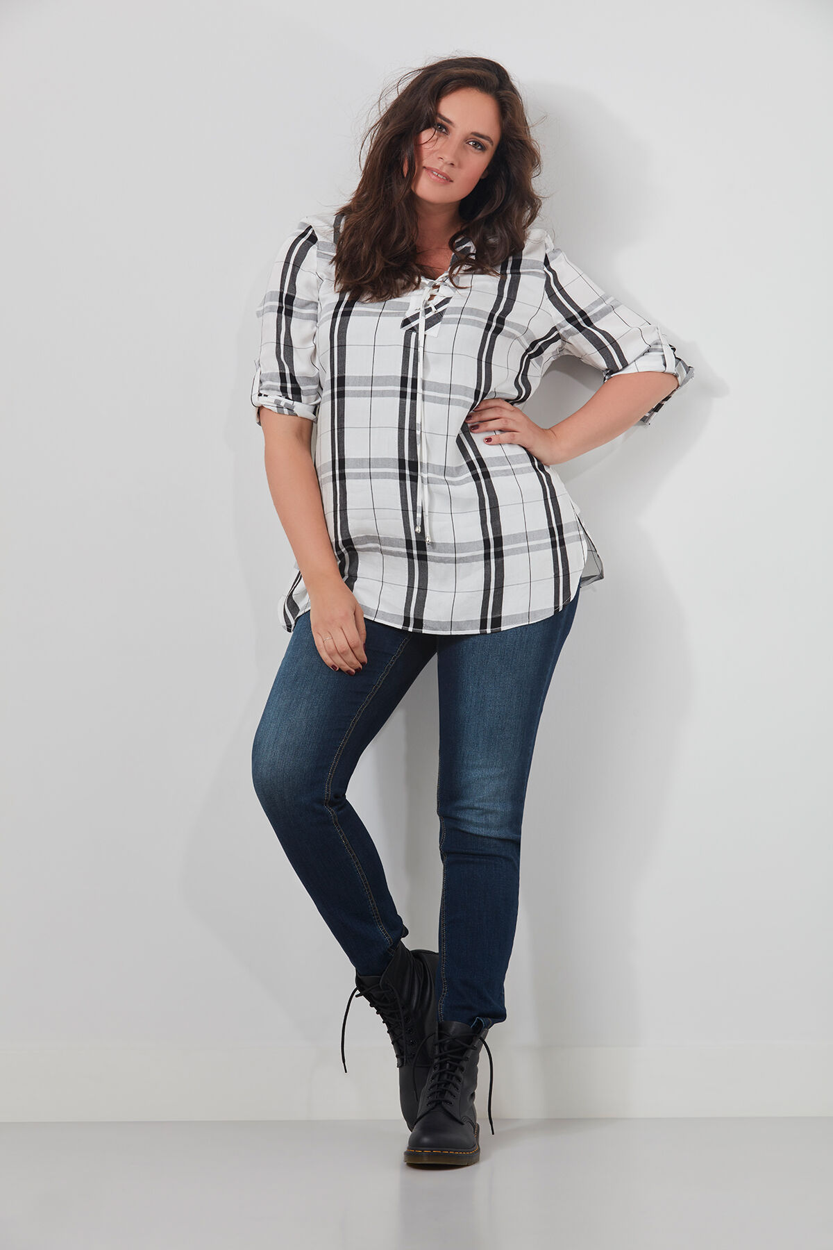 Geruite blouse image number 3