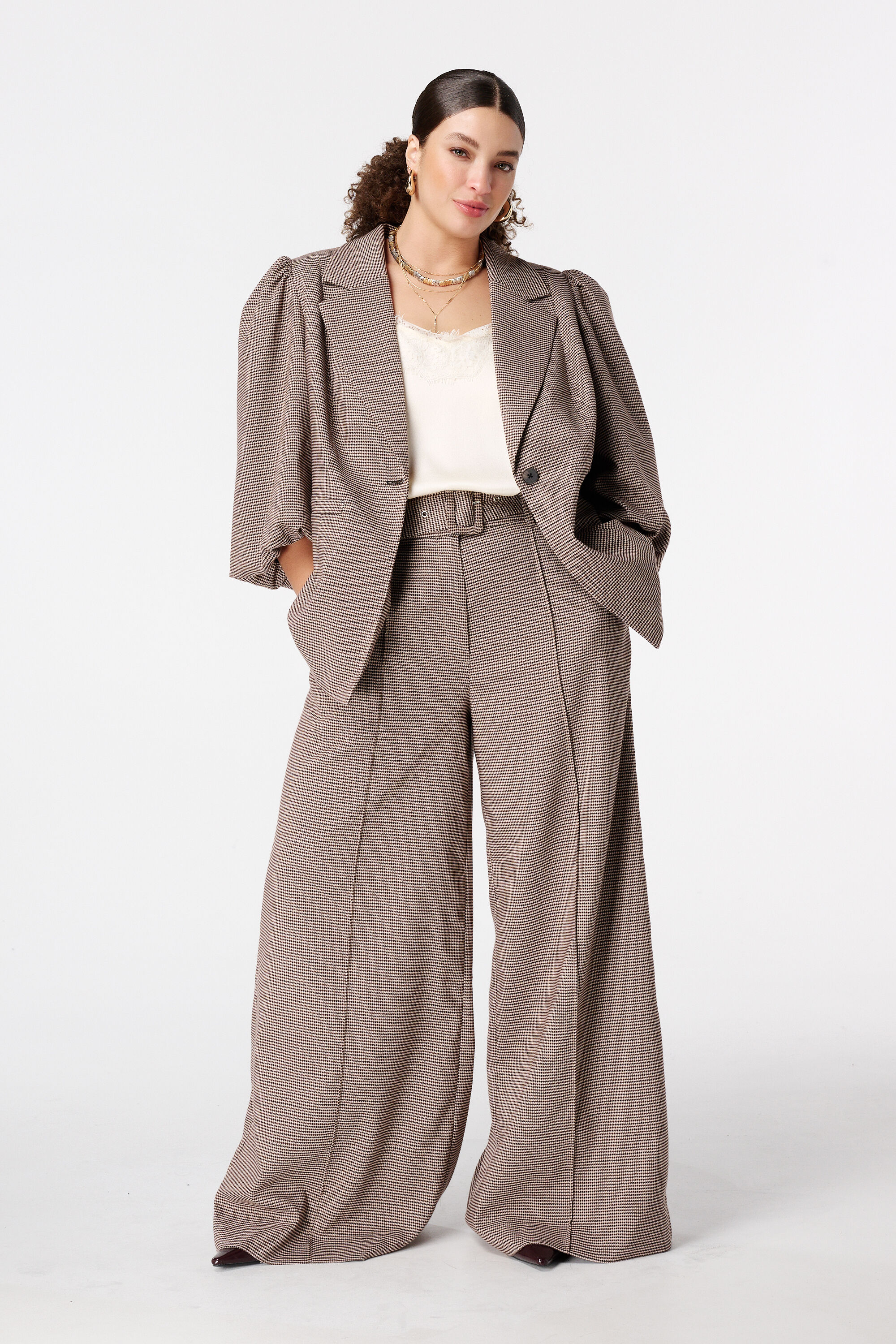 Geruite blazer met pofmouwen image number 3