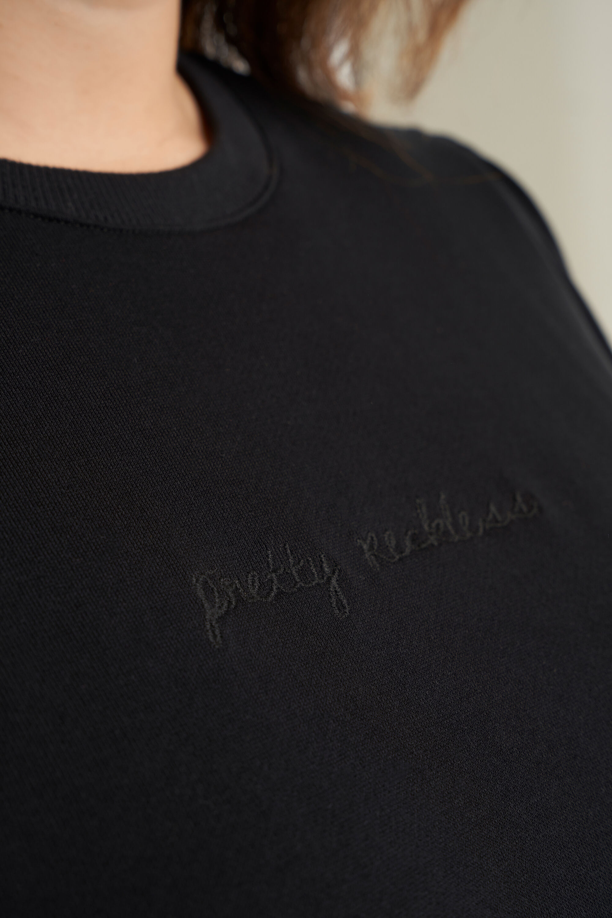 Sweater jurk met pofmouwen image number 4