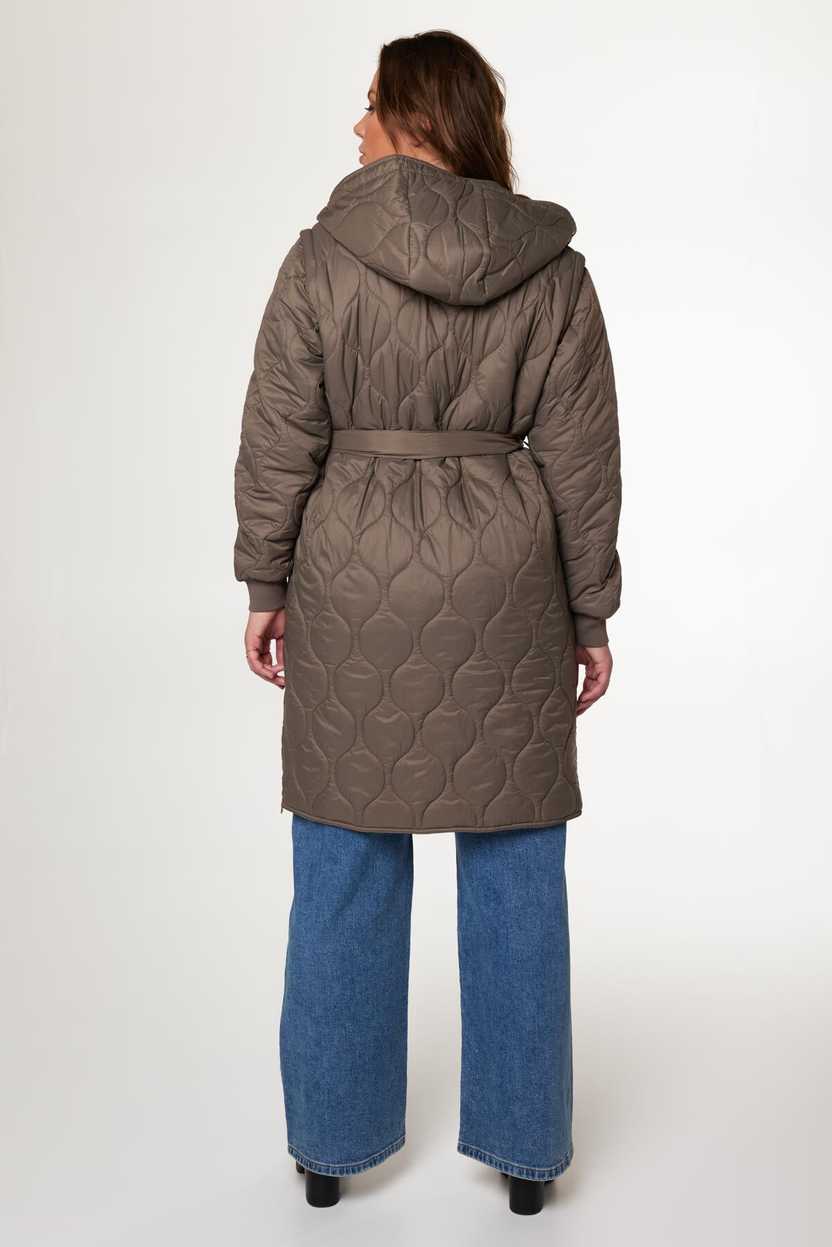 Gewatteerde jas met afritsbare mouwen image number 3