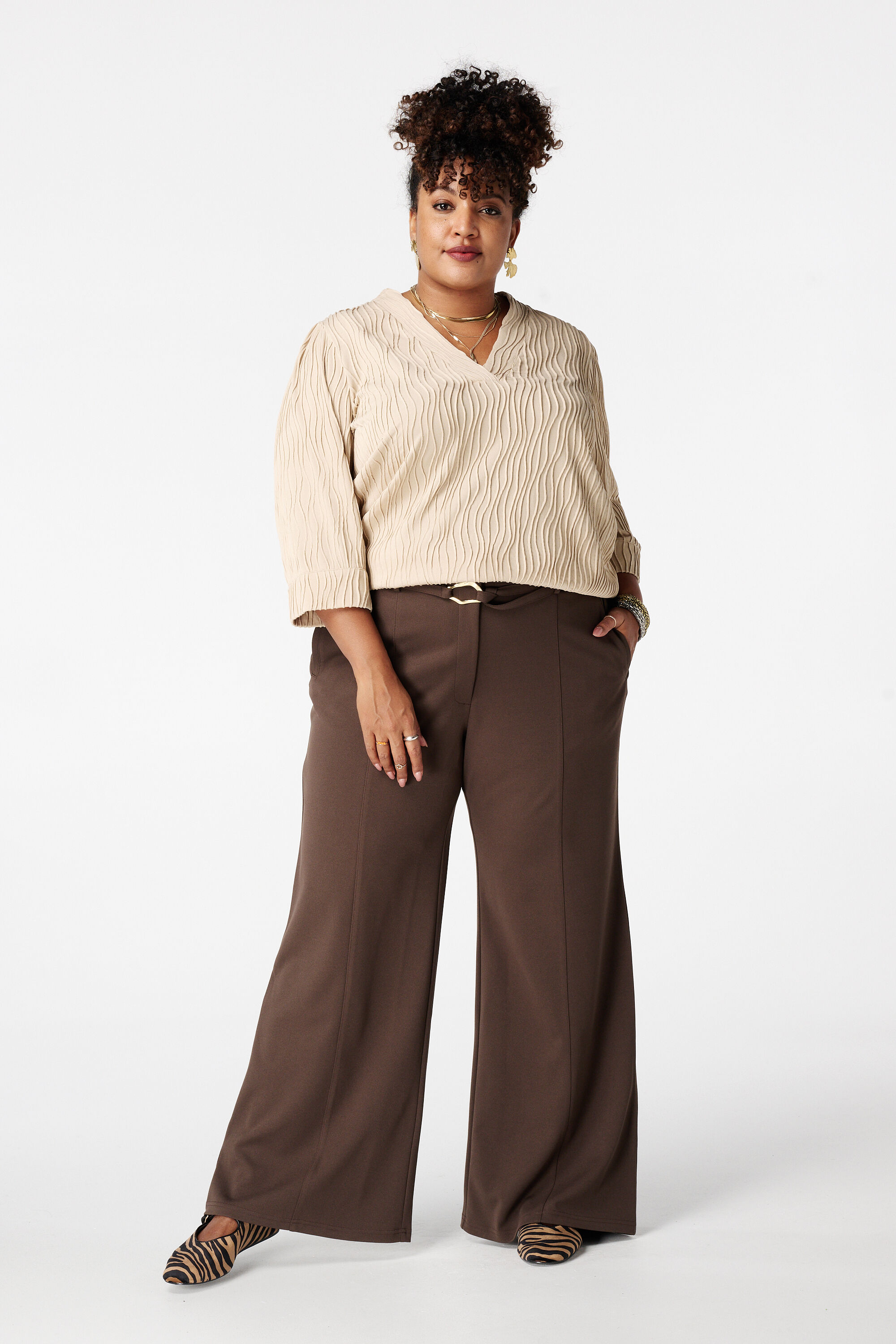 Top met golfende structuur image number 5