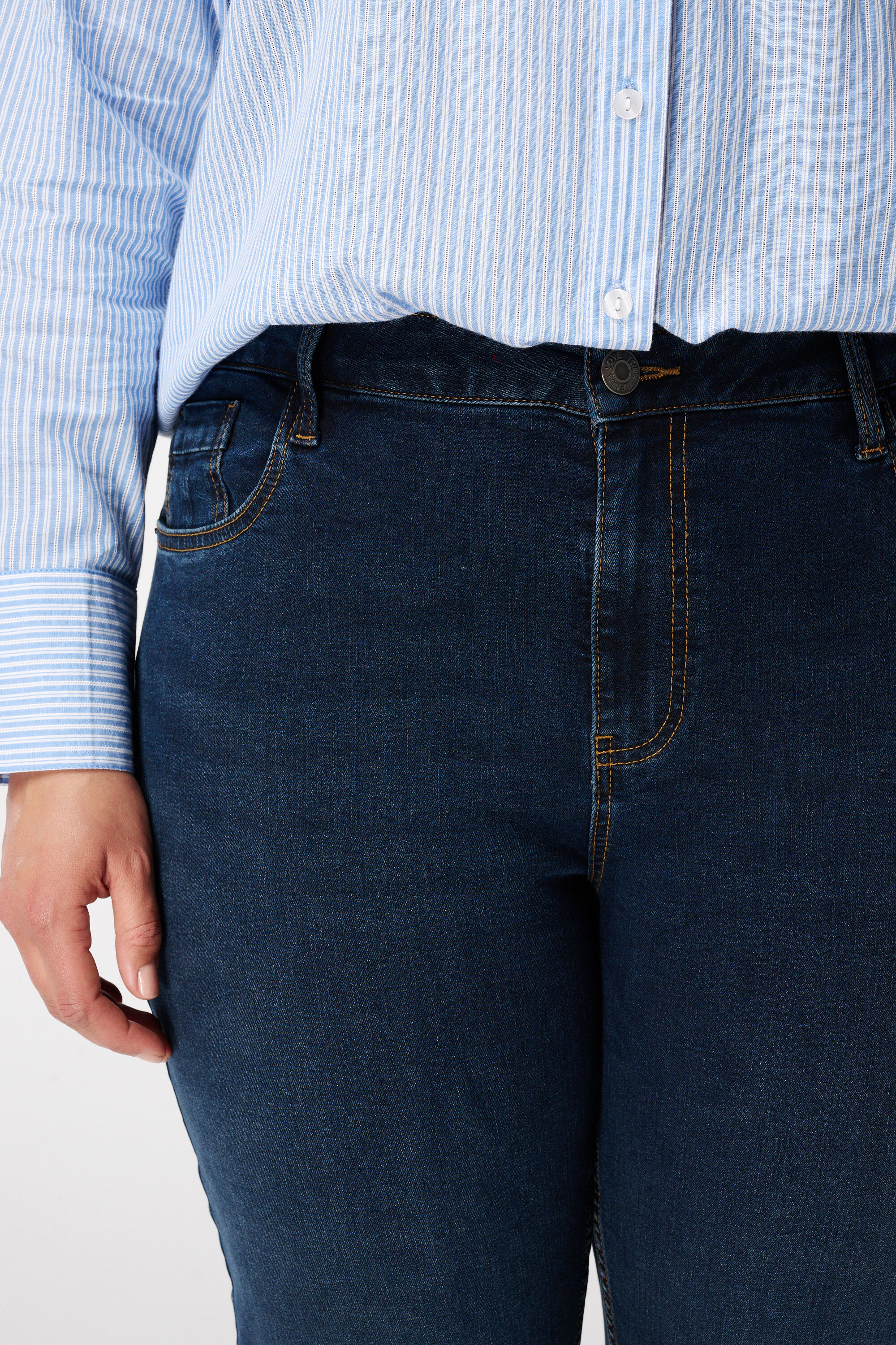 Straight leg jeans LILY image number 4