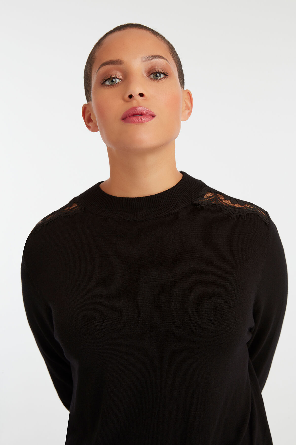 Gebreide jurk met kant image number 3