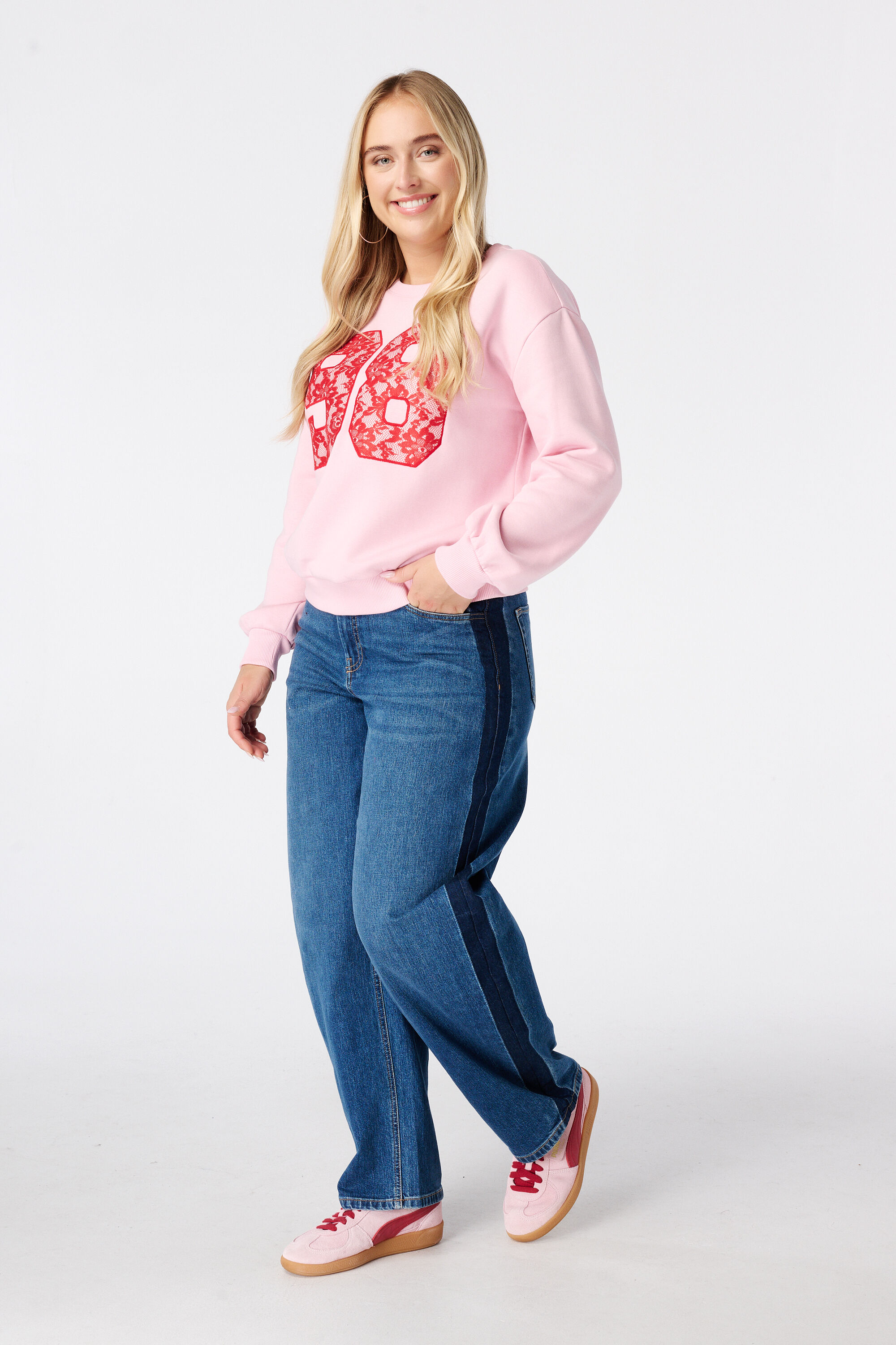 Sweater met kant image number 5