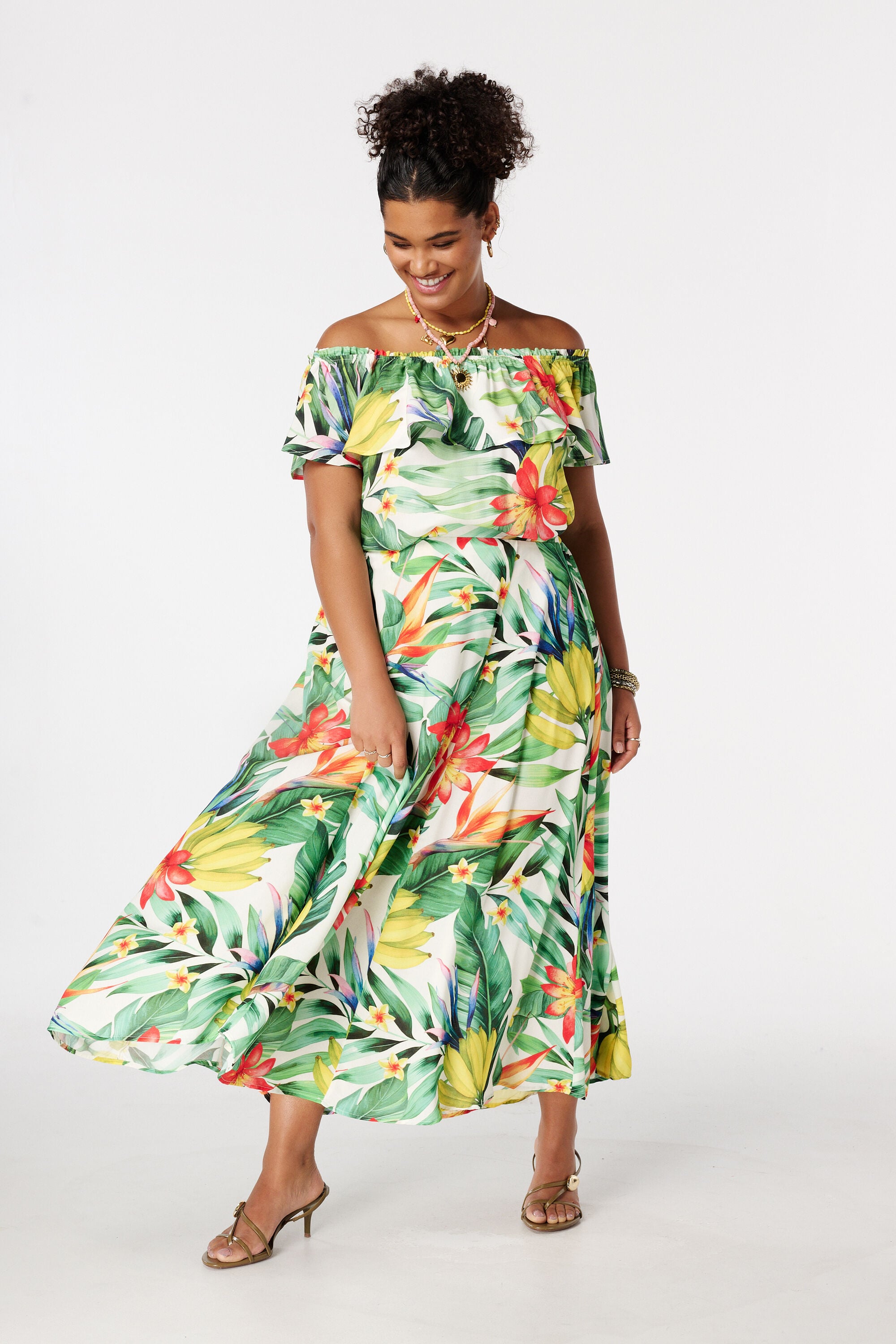 Off-shoulder blouse image number 5