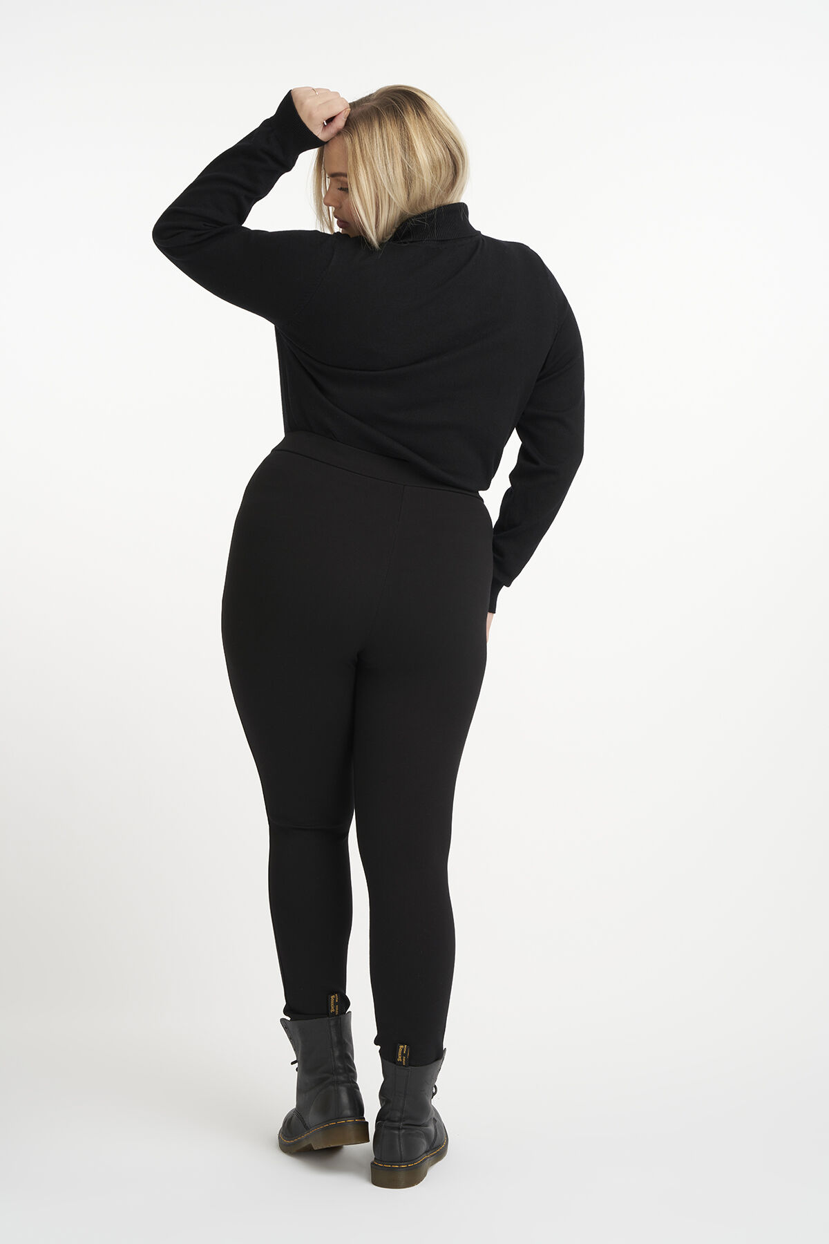 Tregging met detail image number 3