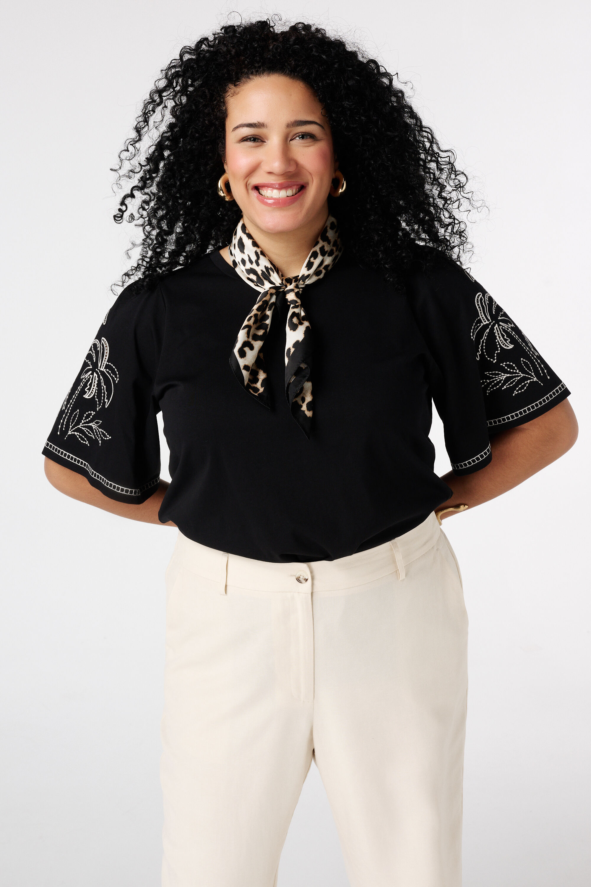 T-shirt met broderie