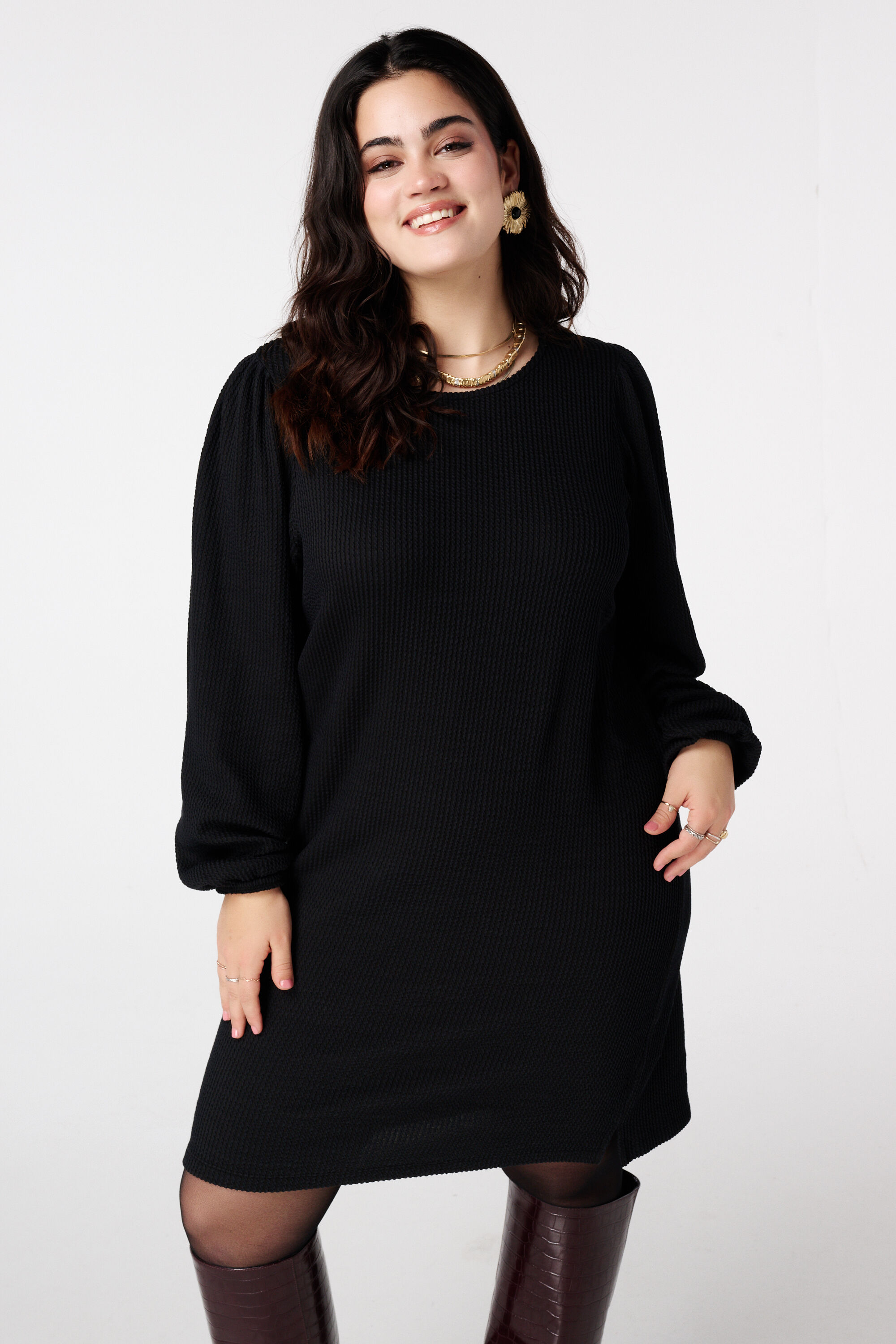 Rechte jurk met pofmouw image number 5