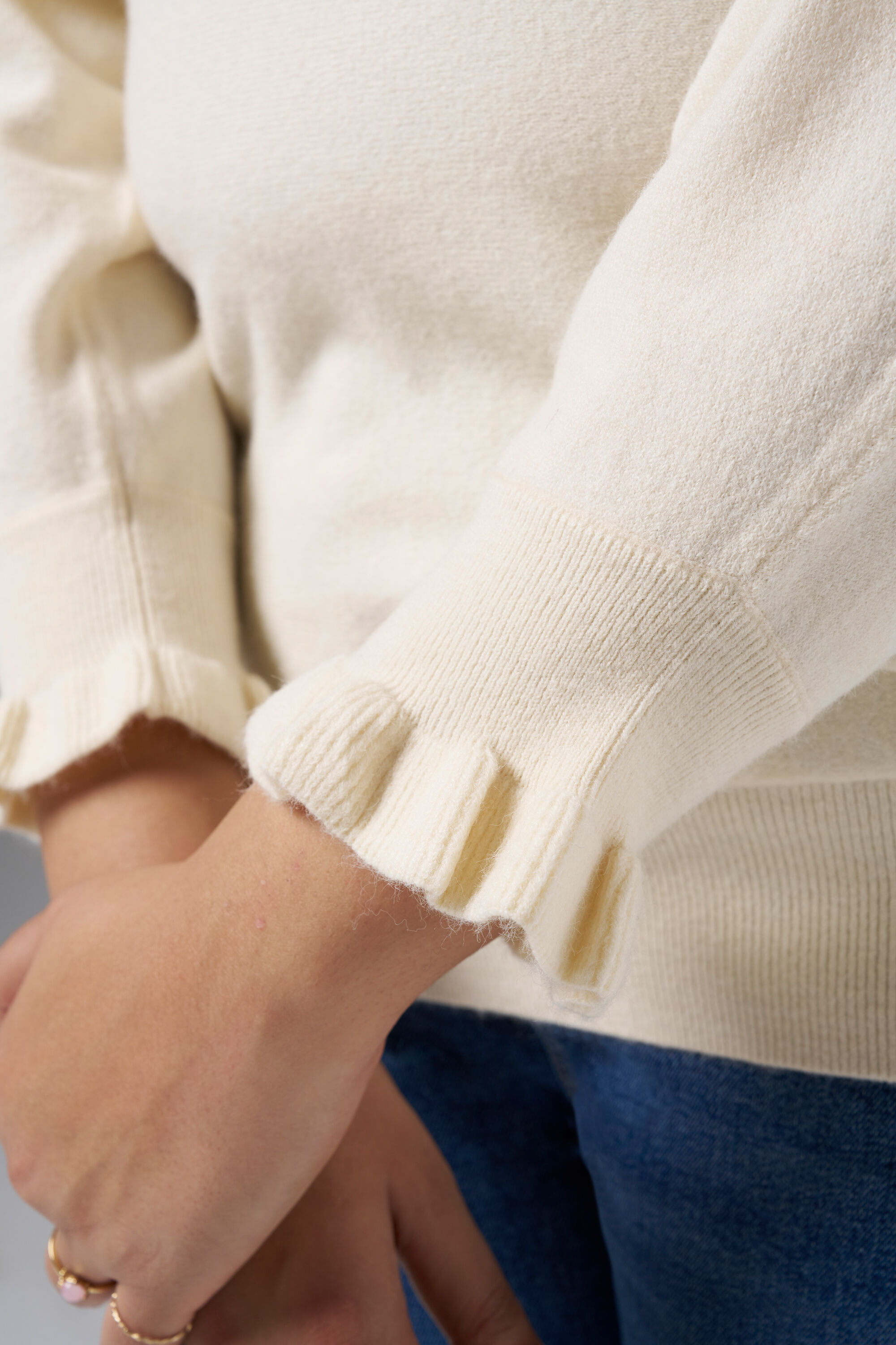 Gebreide trui met boothals image number 4