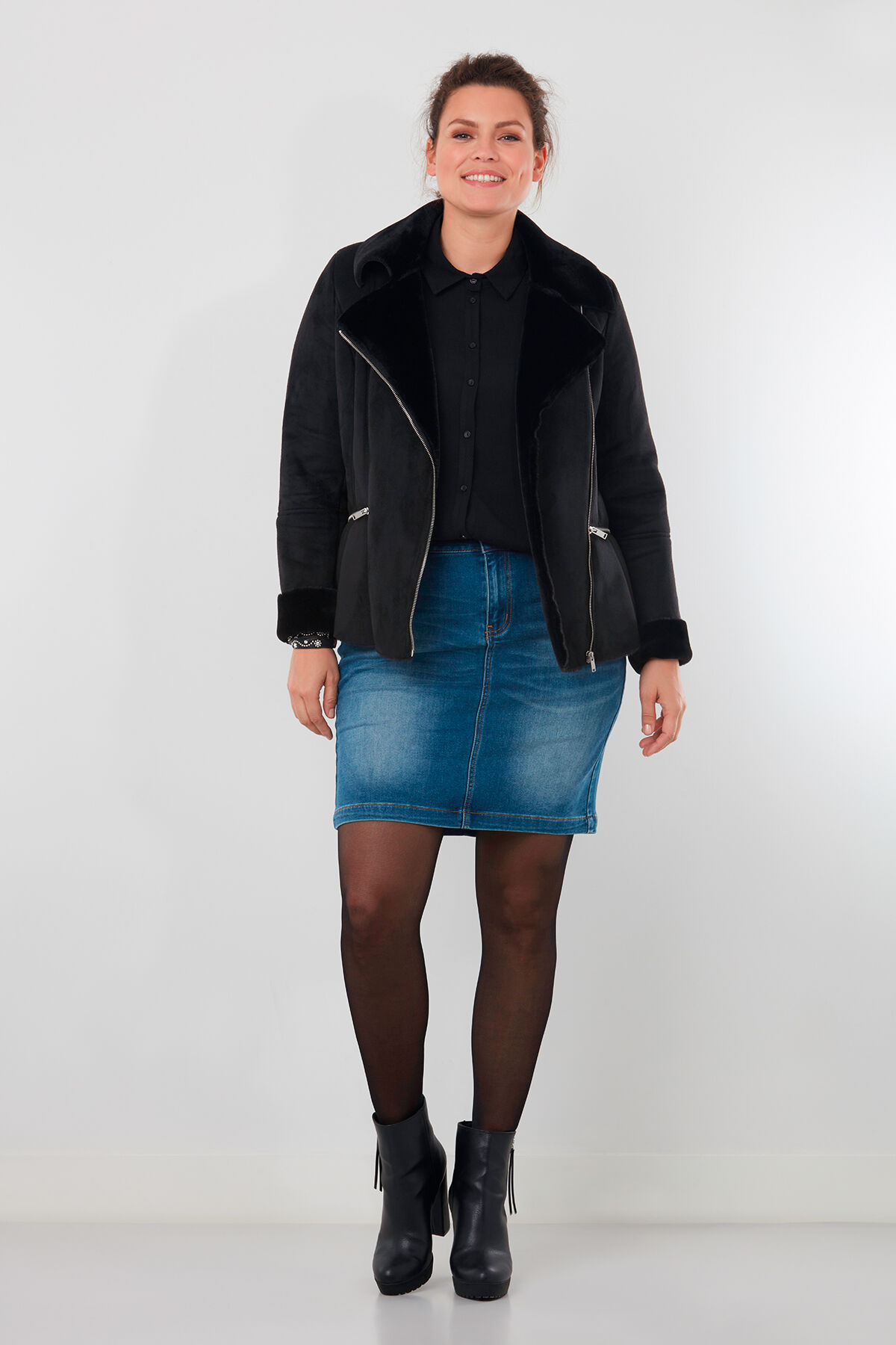 Lammy Bikerjas image number 3