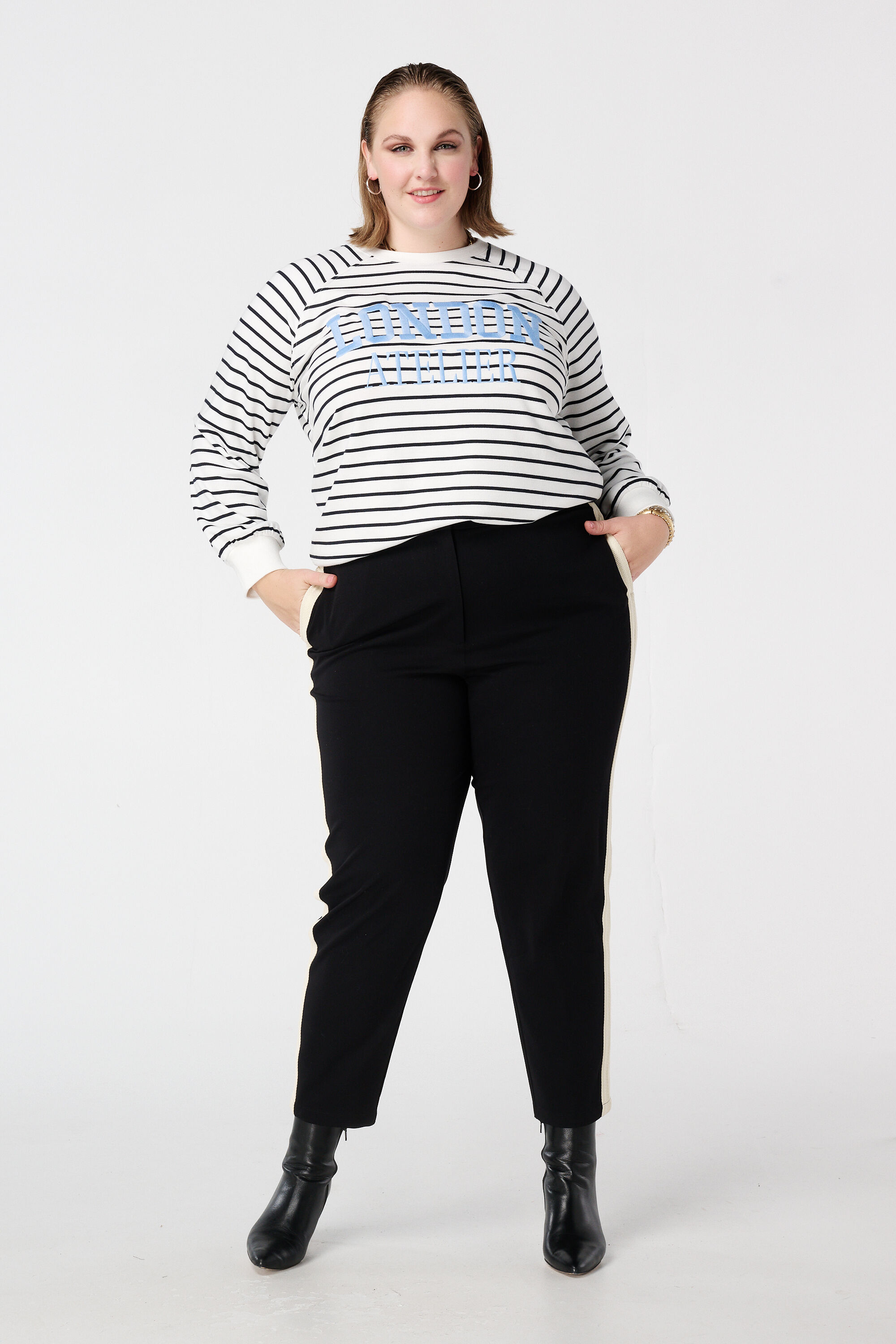 Gestreepte sweater met tekstprint image number 5