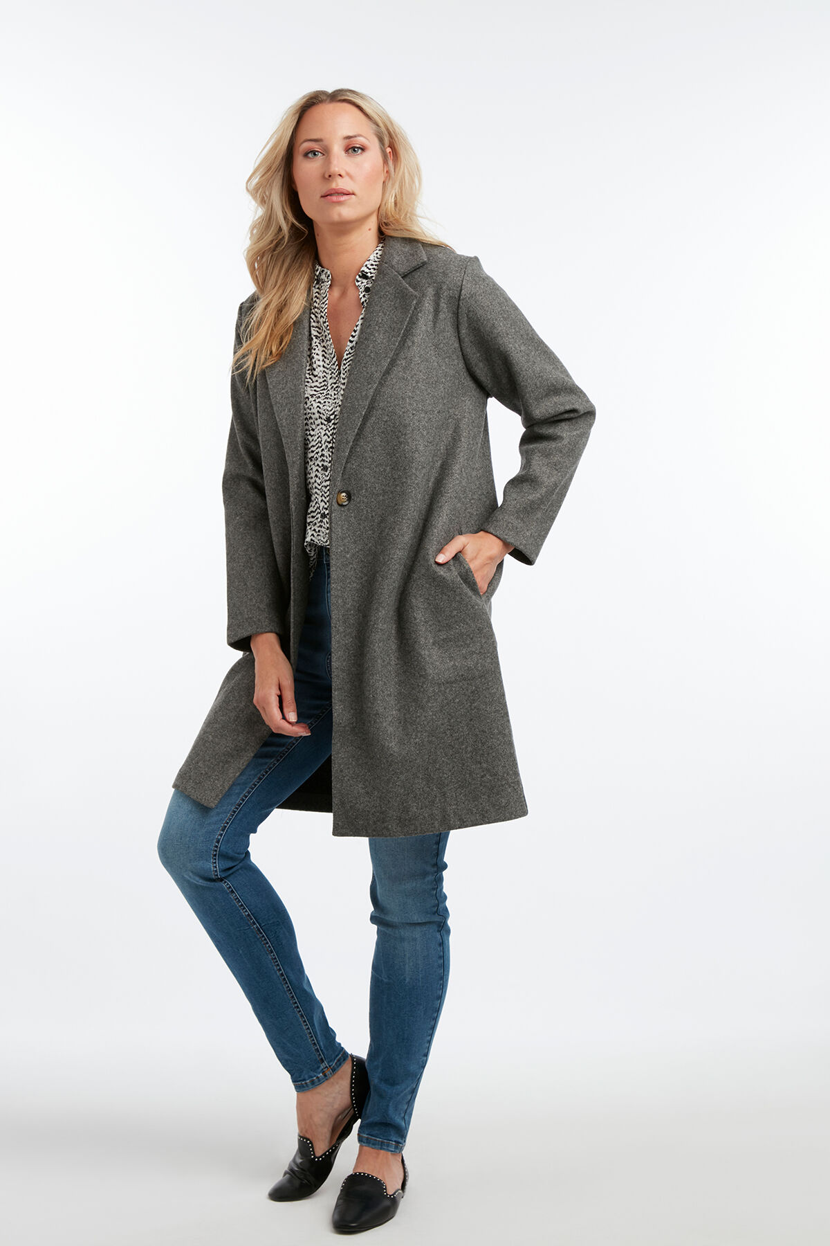 City jas image number 4