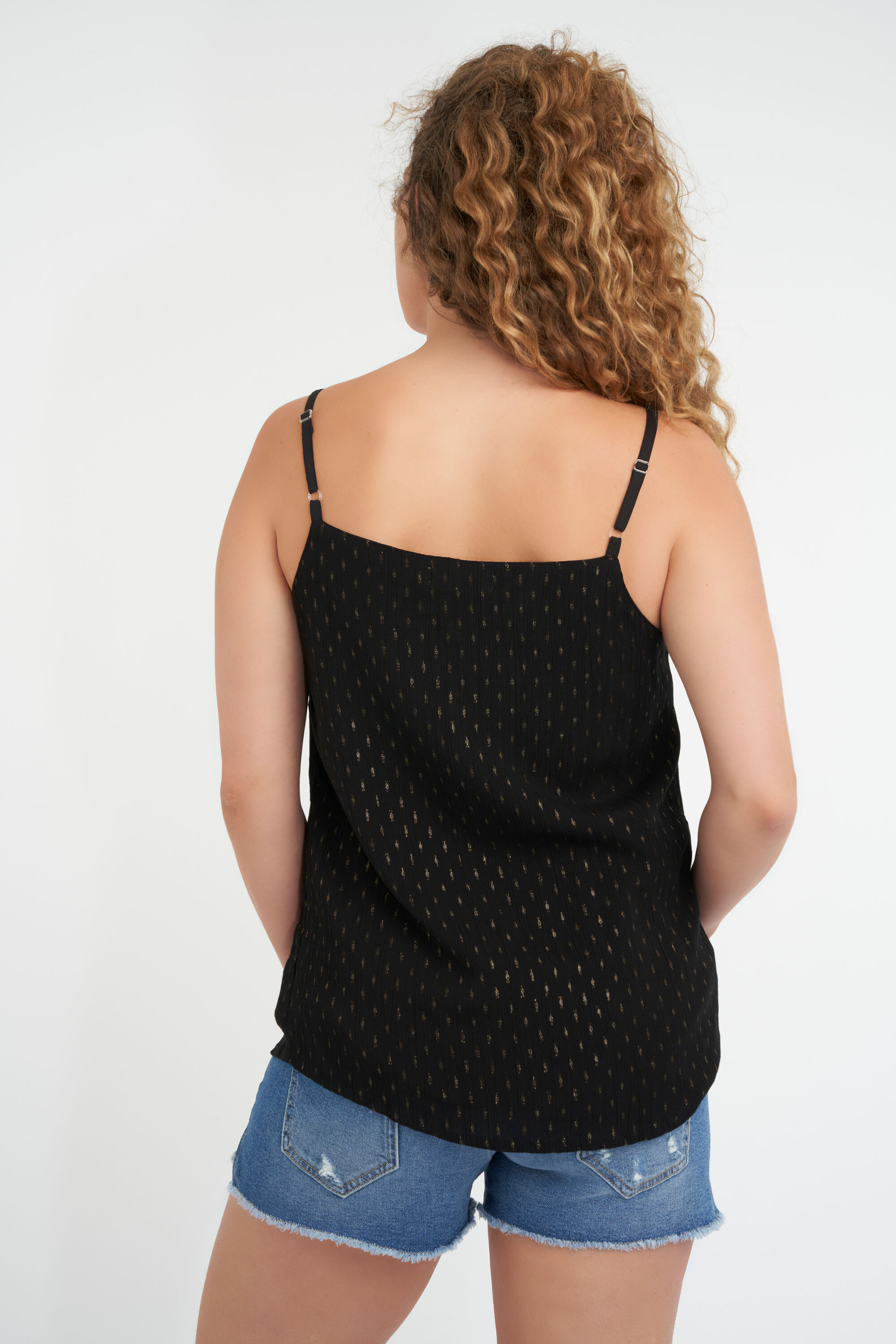 Top met spaghettibandjes image number 3