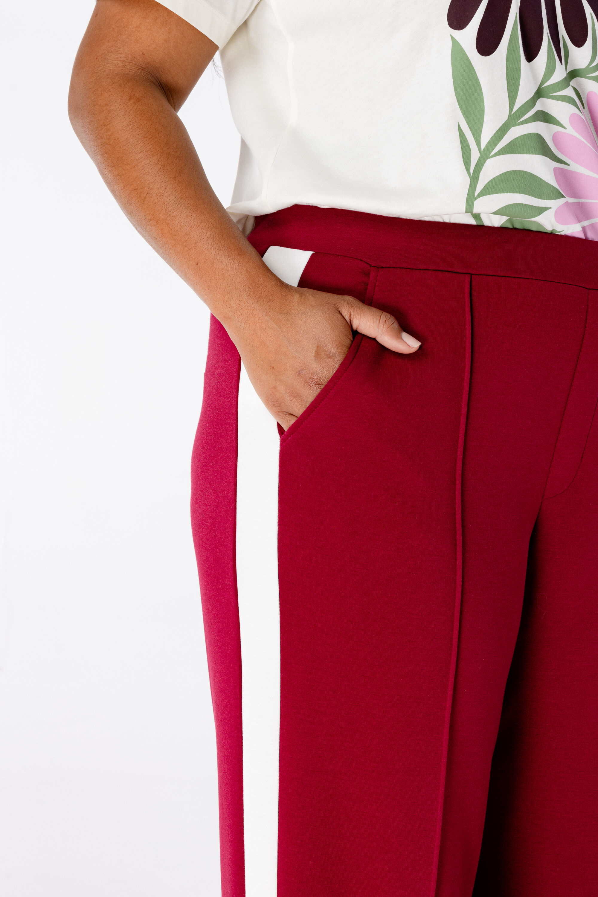 Wijde pantalon met contraststreep image number 4