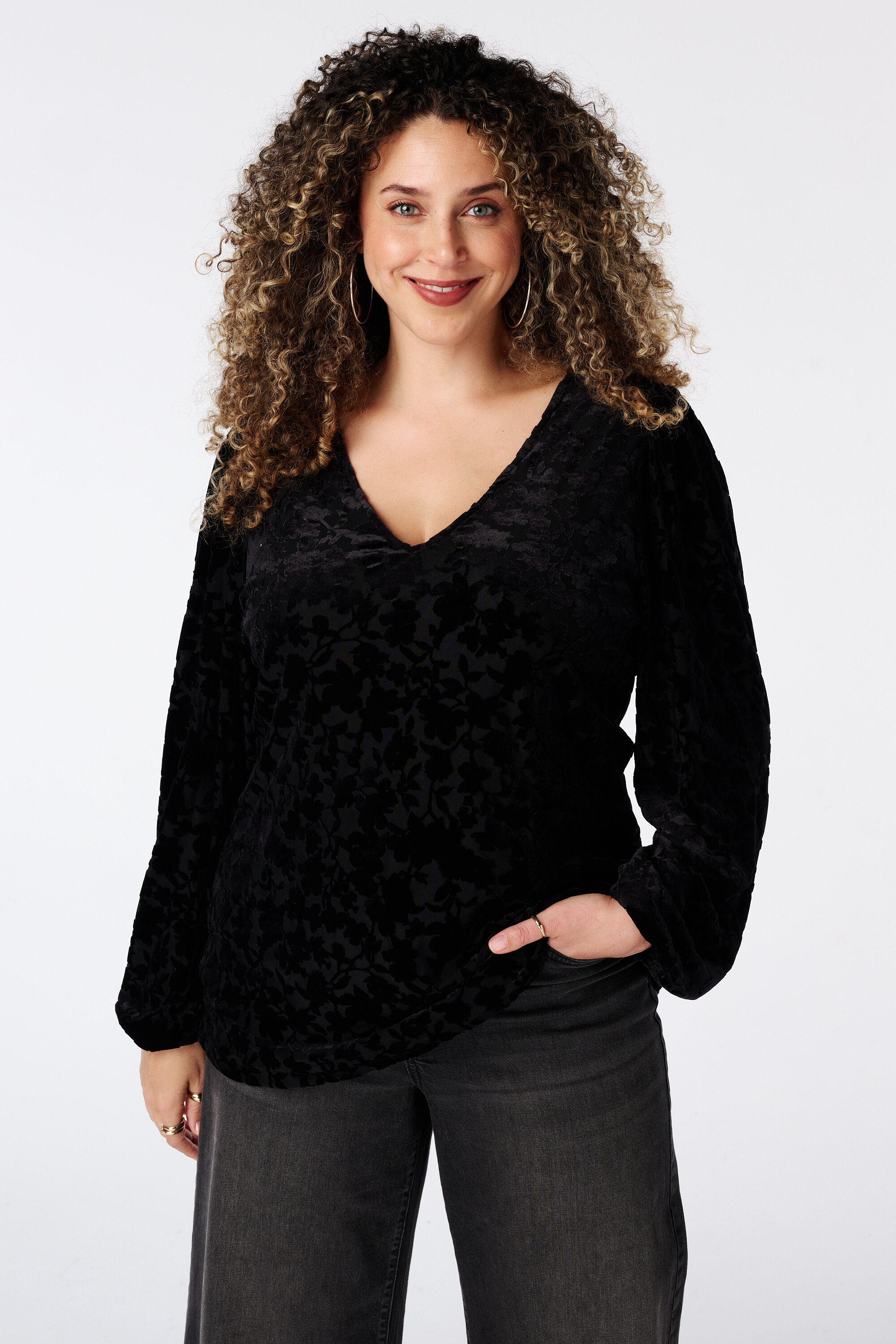 Velvet top image number 0