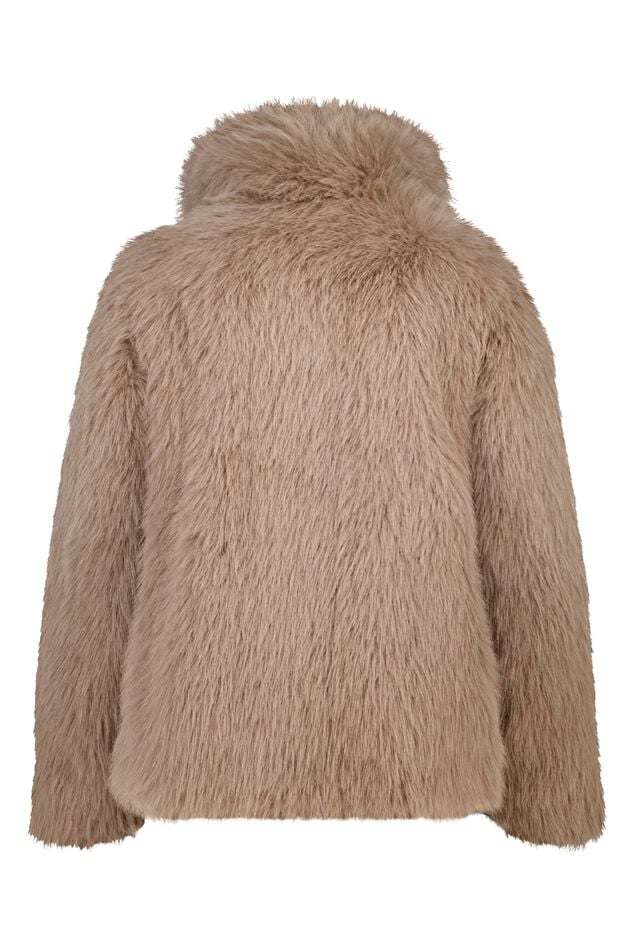 Jas van faux fur image number 2