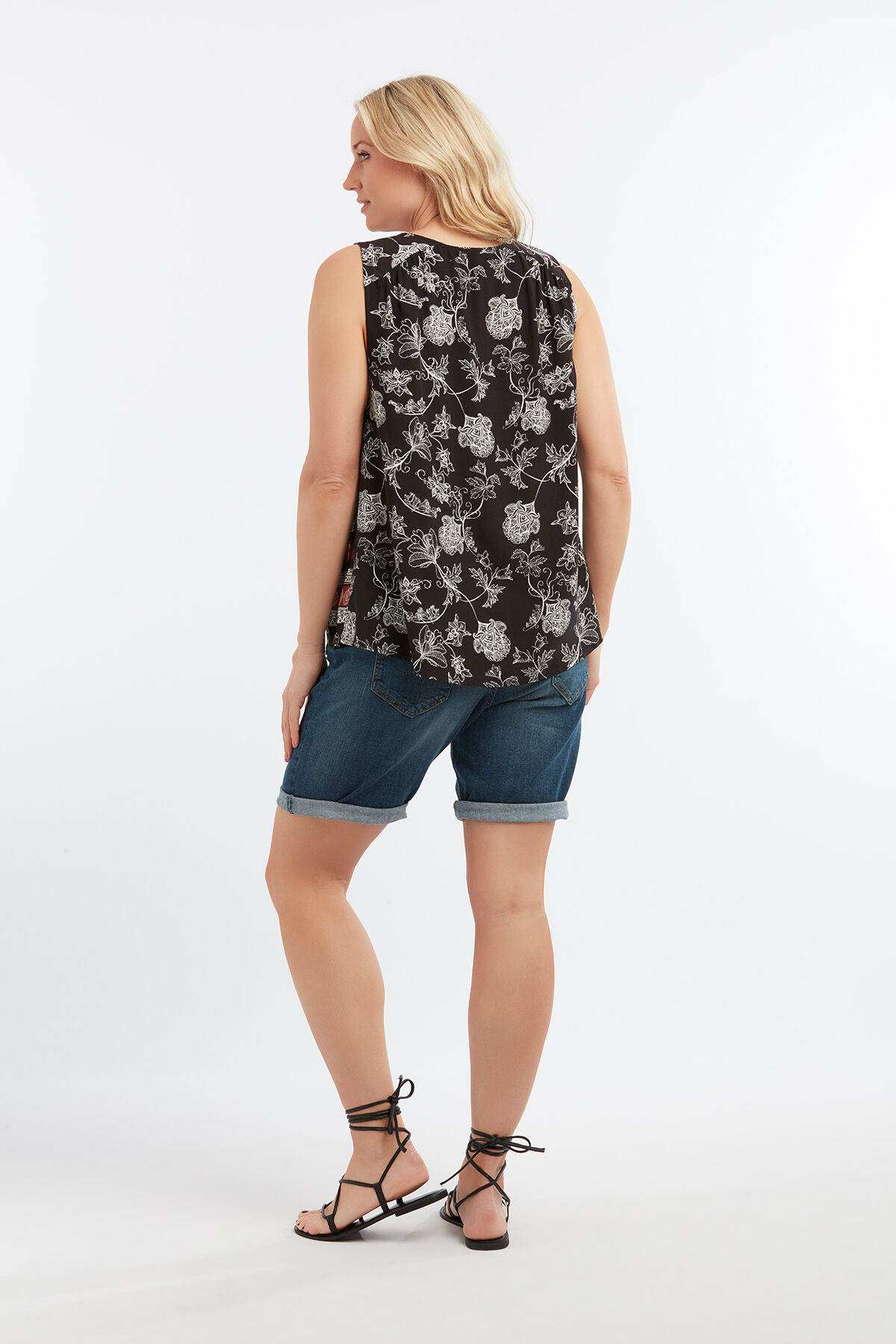 Mouwloze blouse met paisleyprint image number 5