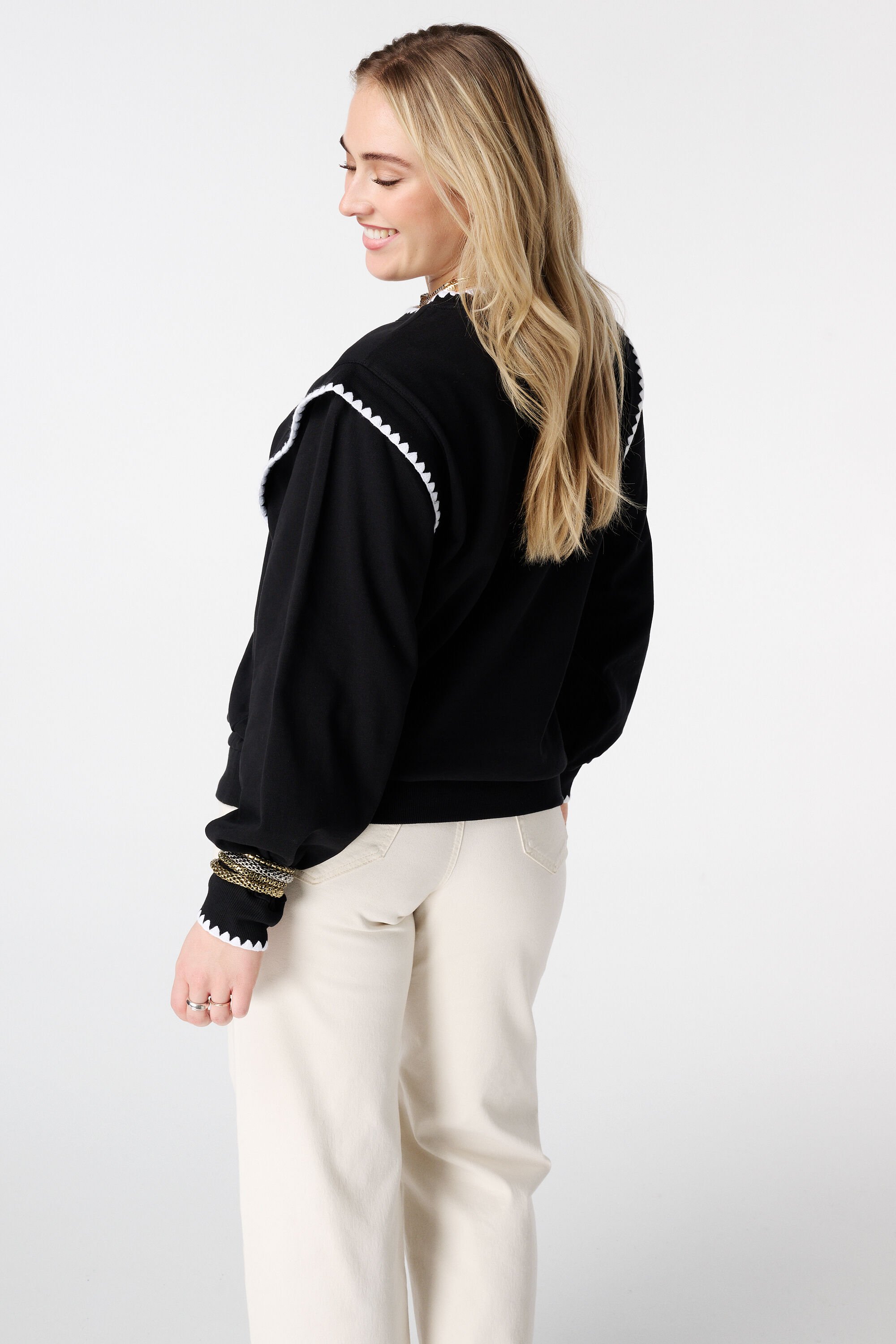 Trui met contrastboorden image number 3