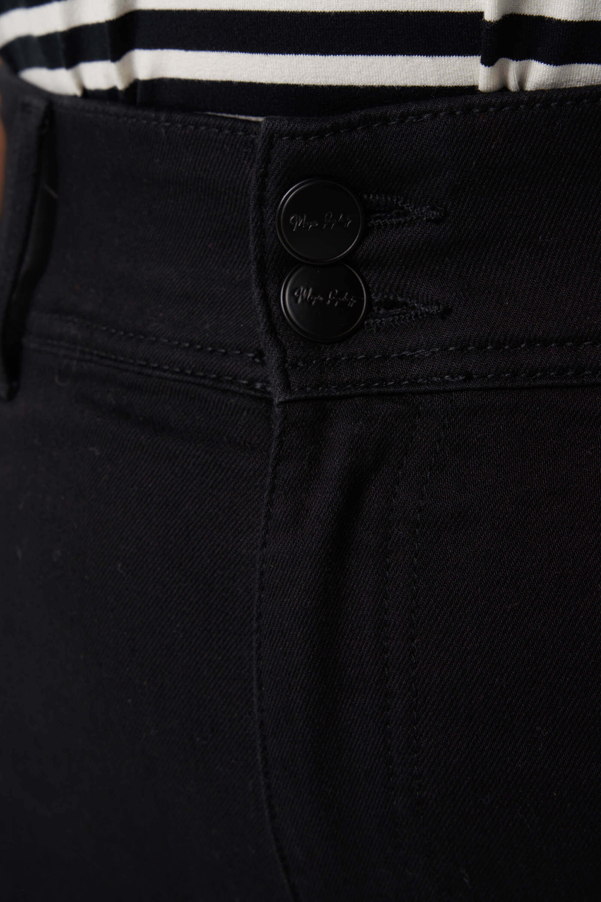 Shaping Skinny Jeans SCULPTS image number 5