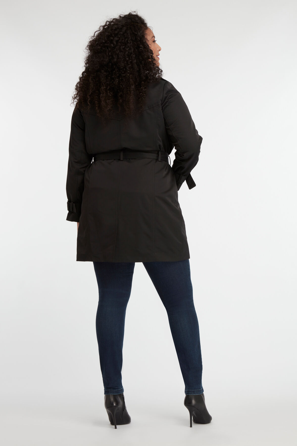 Trenchcoat image number 4