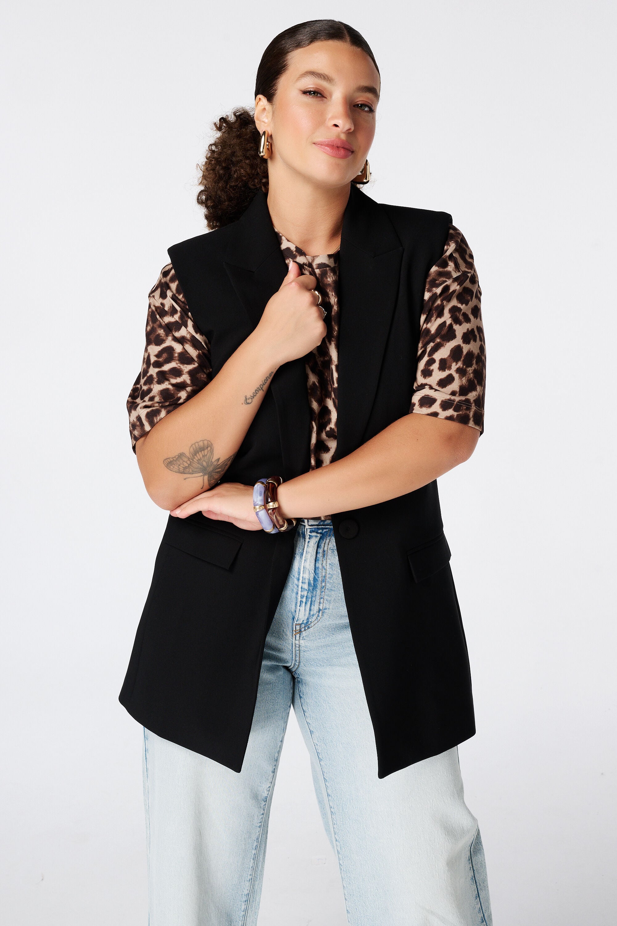 Lang gilet met knoopsluiting