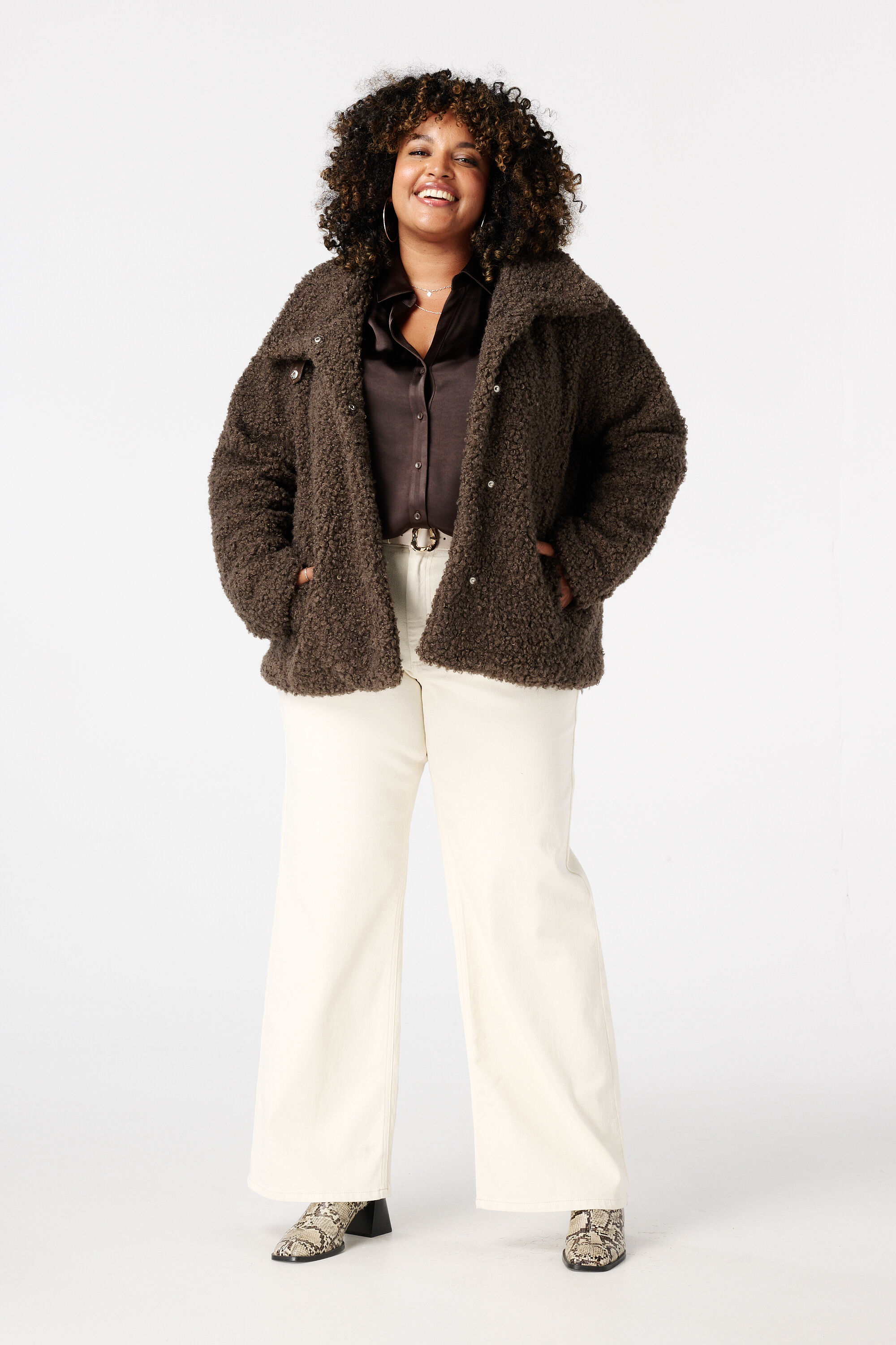 Zachte jas met drukknopen image number 5