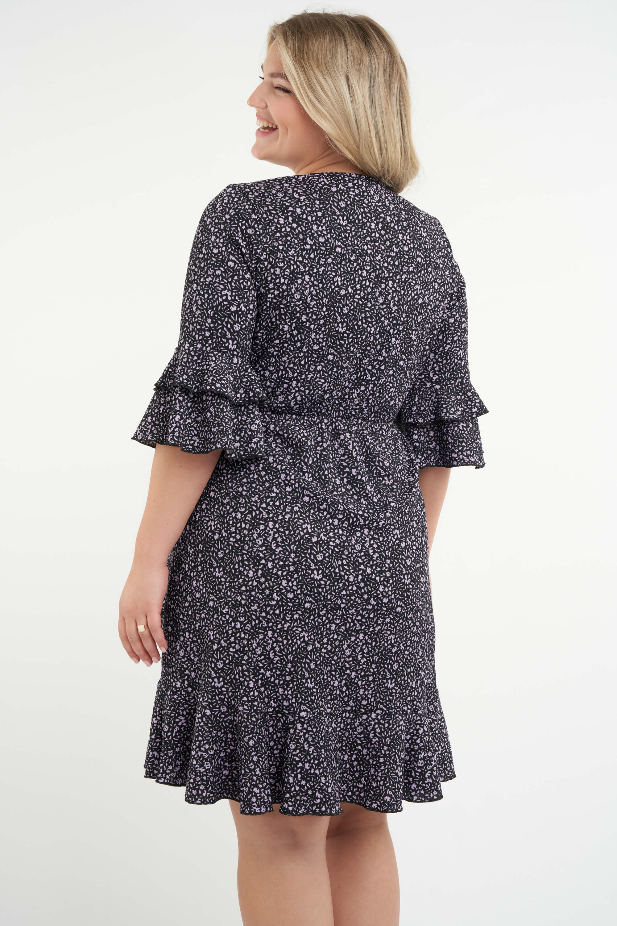 Overslag jurk met print image number 4