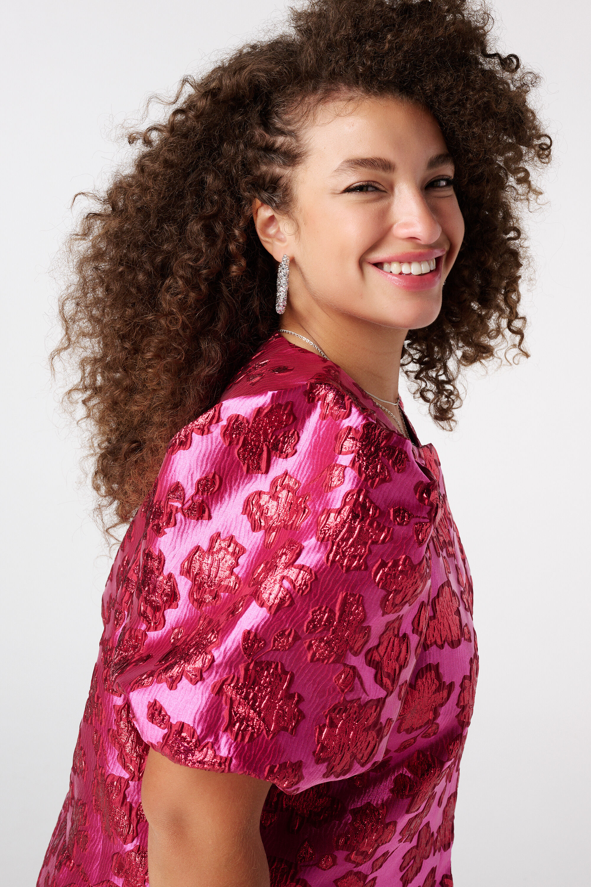 Glitter jacquard top met pofmouwen image number 4