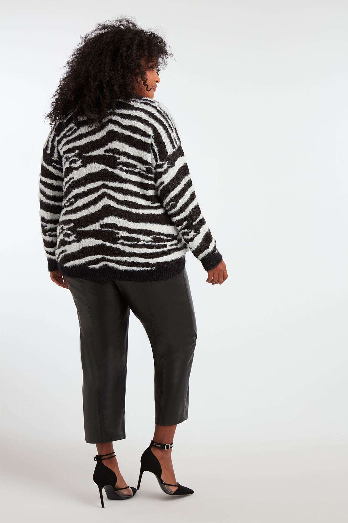 Trui met zebra motief image number 6