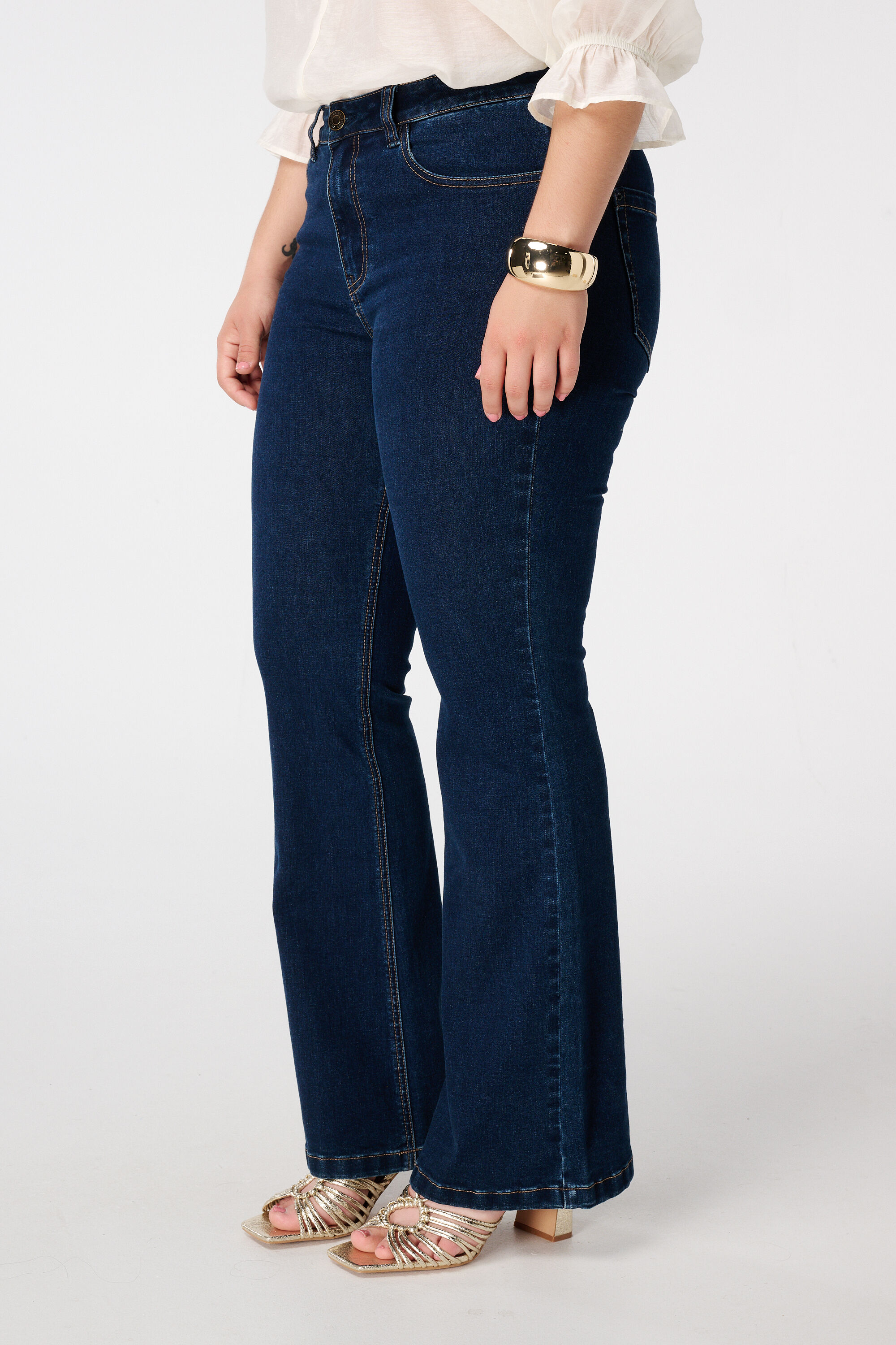 Flared leg jeans JASMIN image number 5