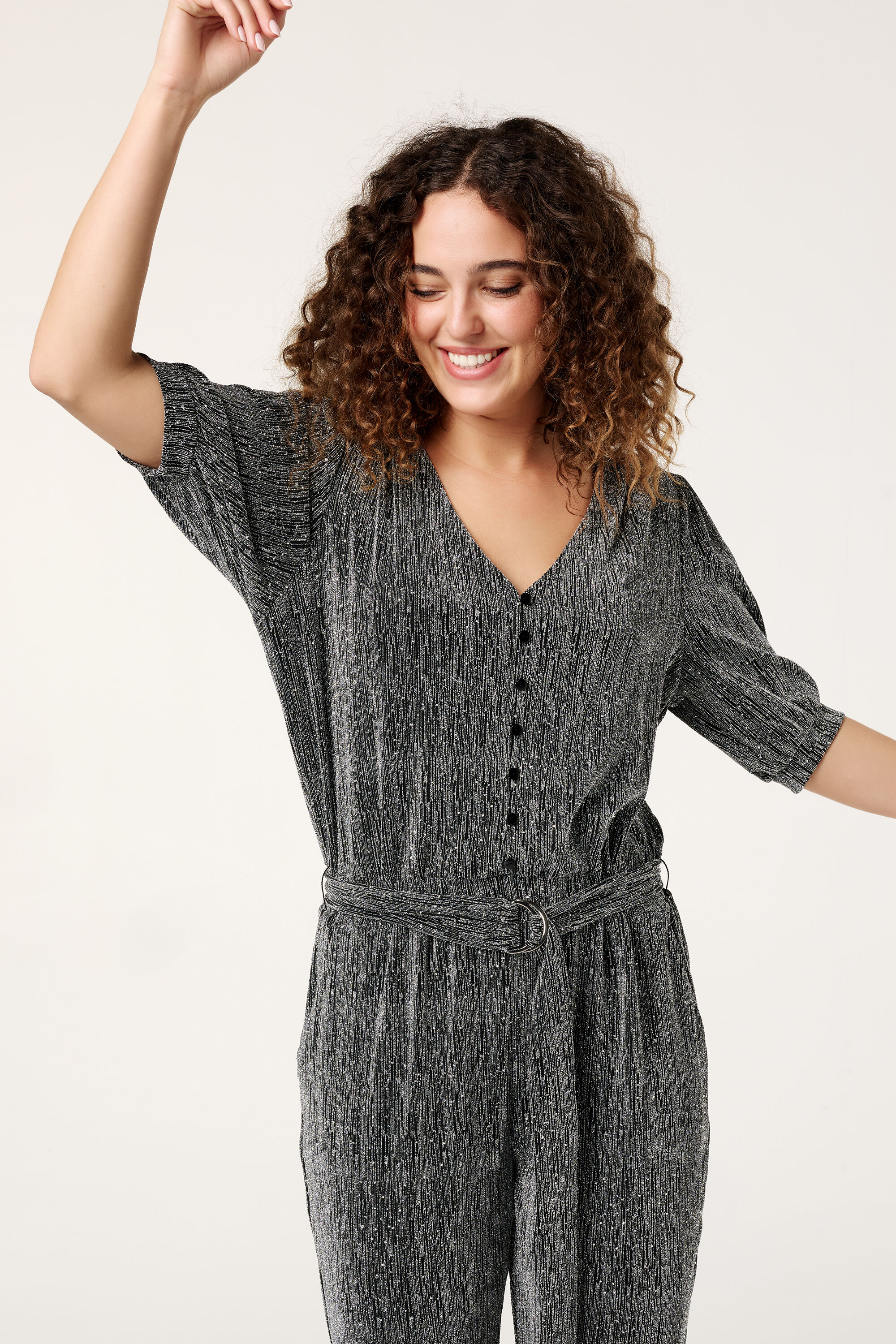 Jumpsuit met glinstering image number 5