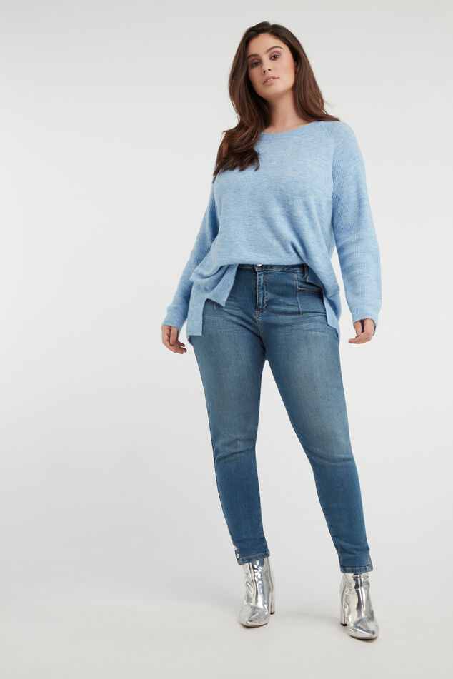 Skinny leg jeans image number 0