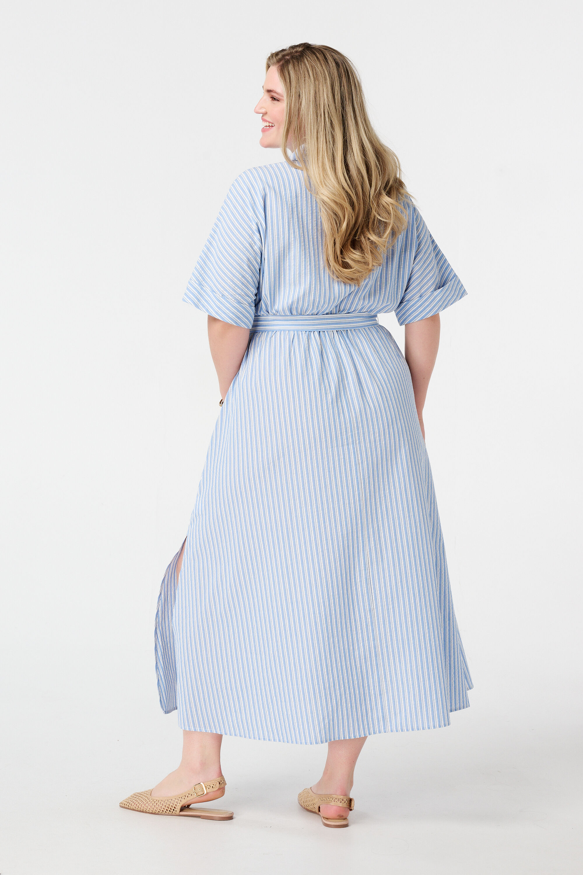 Gestreepte jurk met ceintuur image number 3