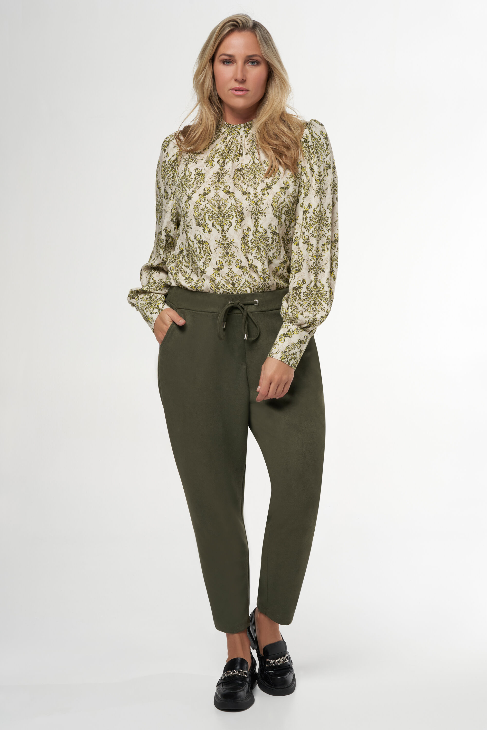 Blouse met ornament print image number 5