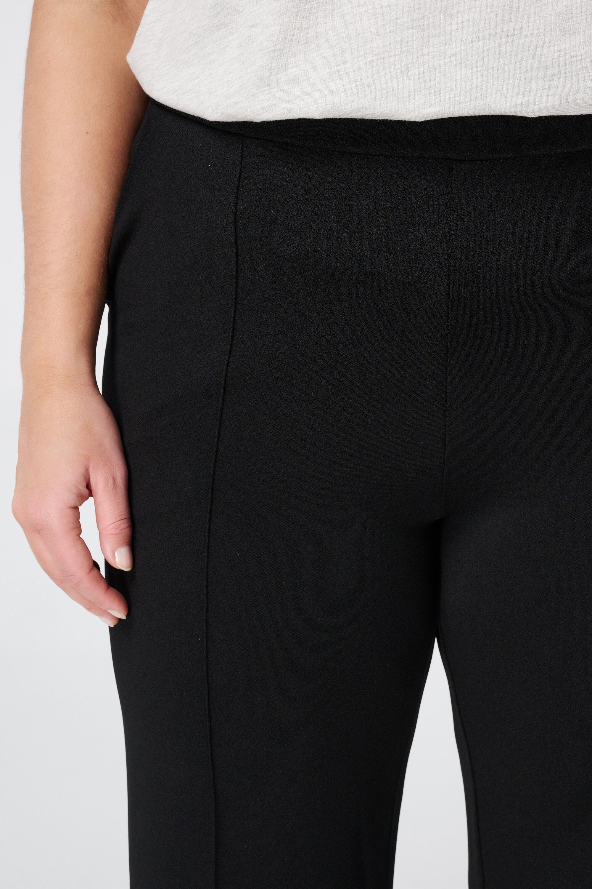 Pantalon met elastische taille image number 4