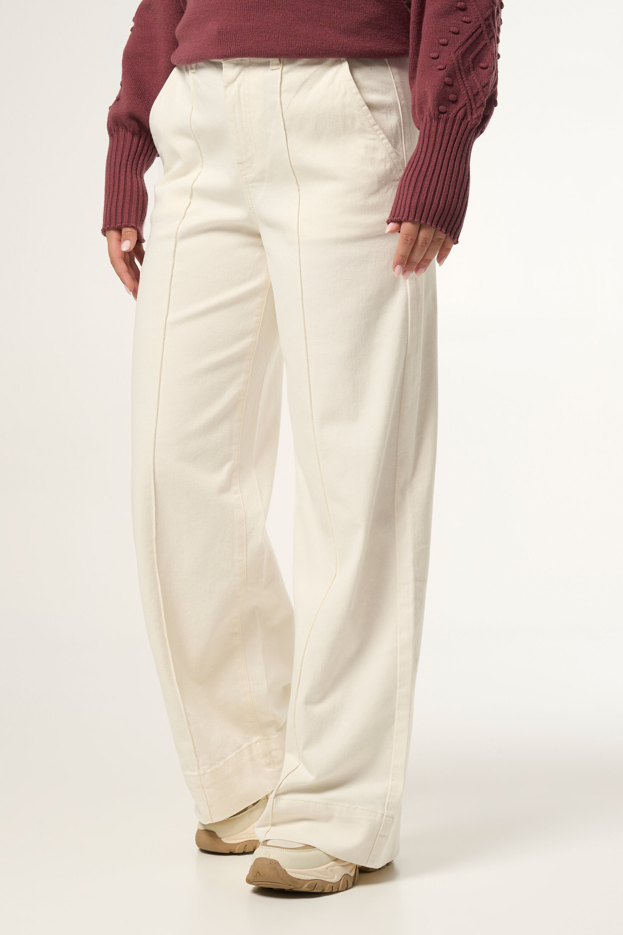 Wide leg jeans image number 5