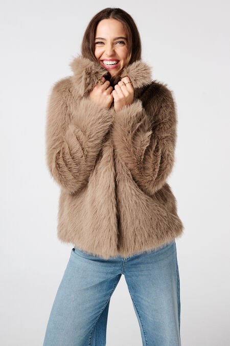 Jas van faux fur Jas van faux fur