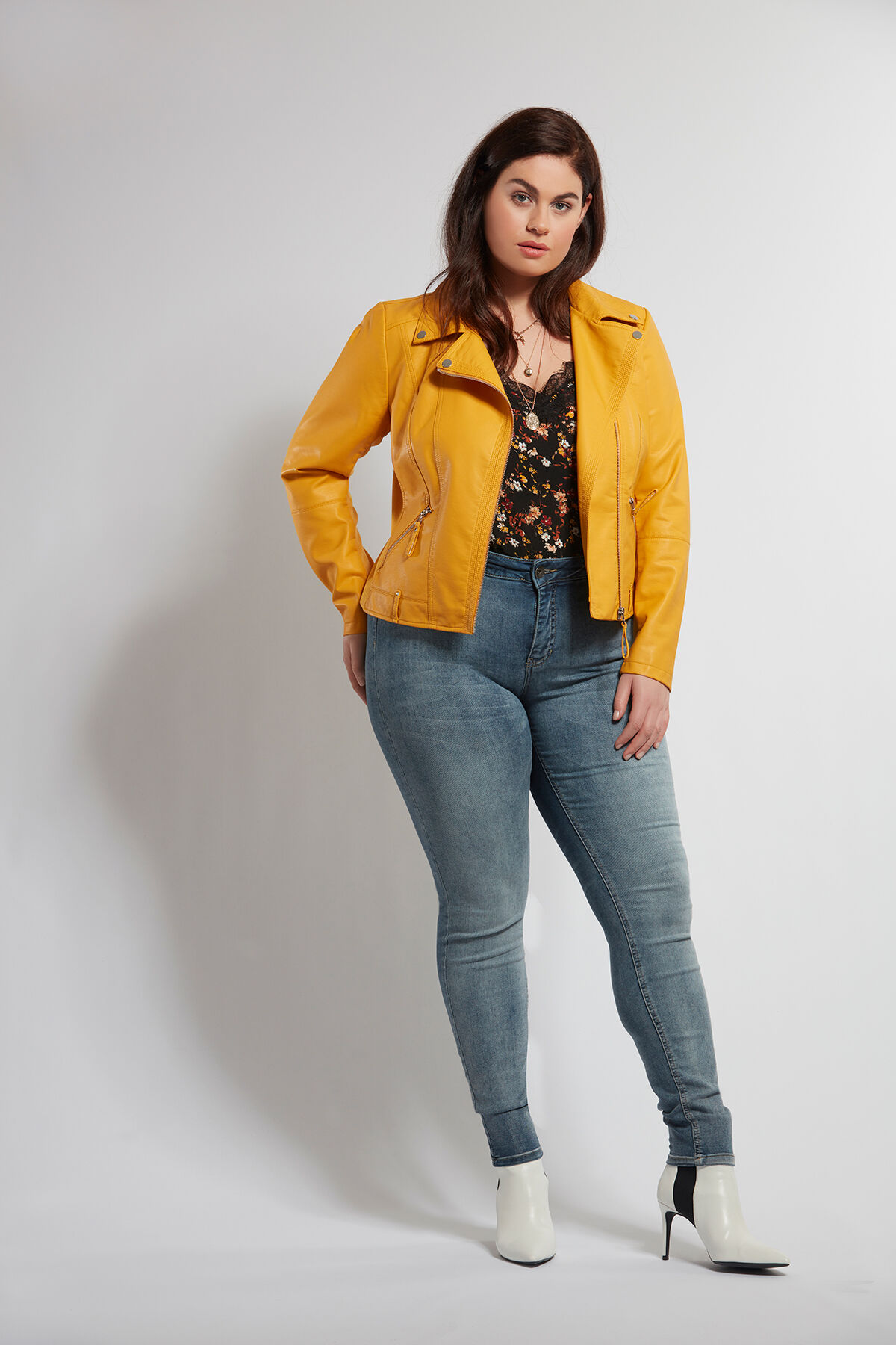 Mouwloze blouse met kant image number 5