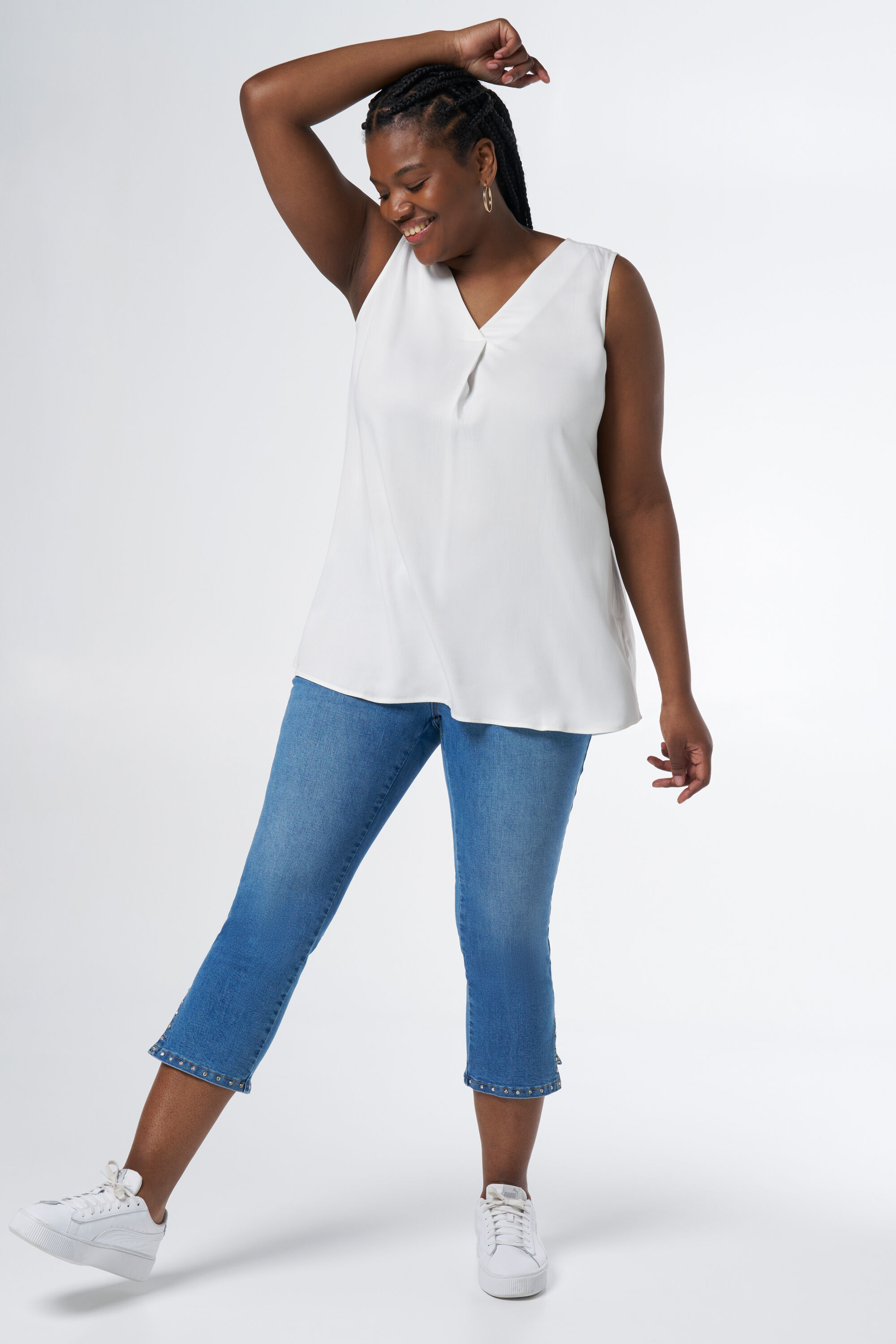 Mouwloze blouse met v-hals image number 5