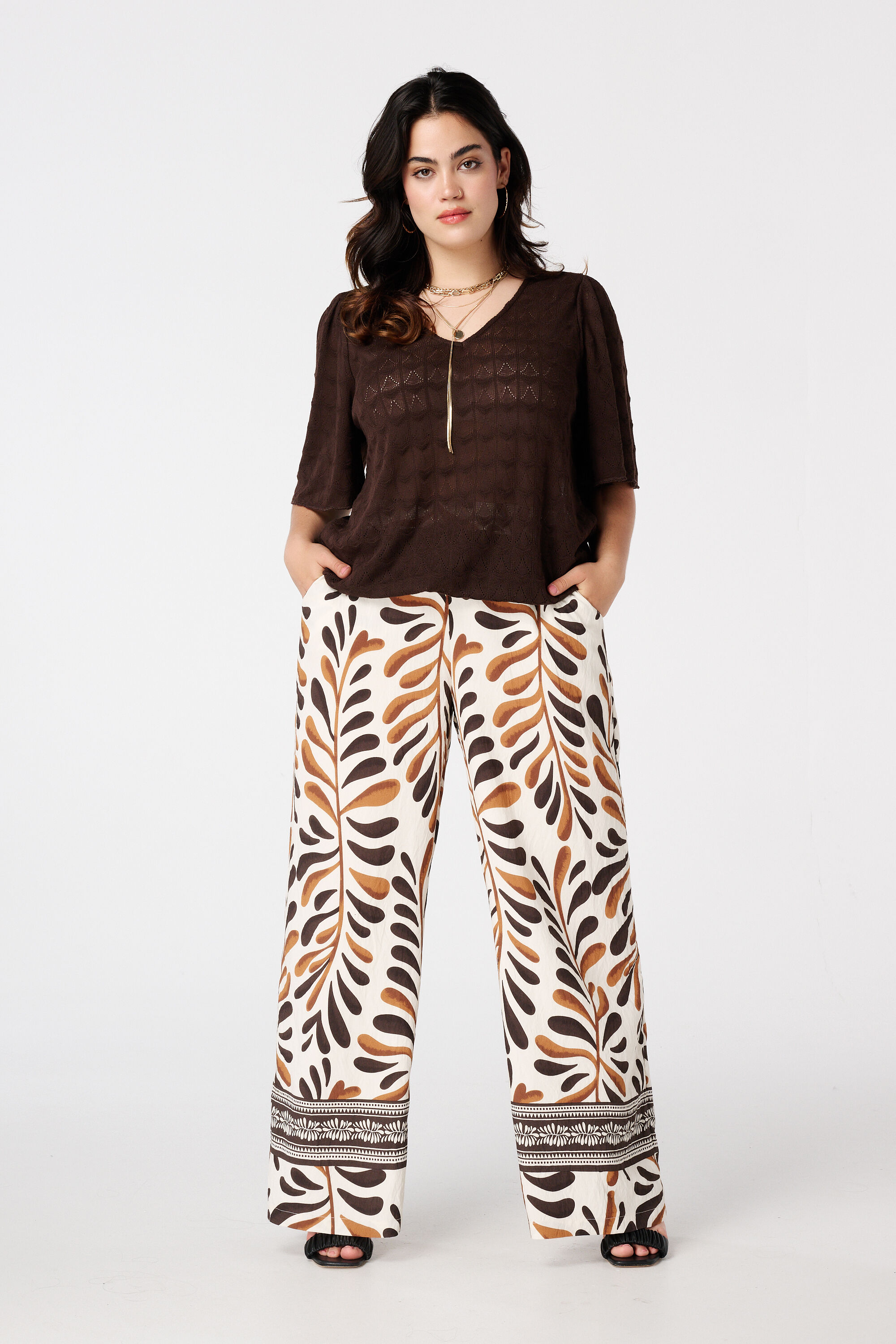 Top met opengwerkt dessin image number 5