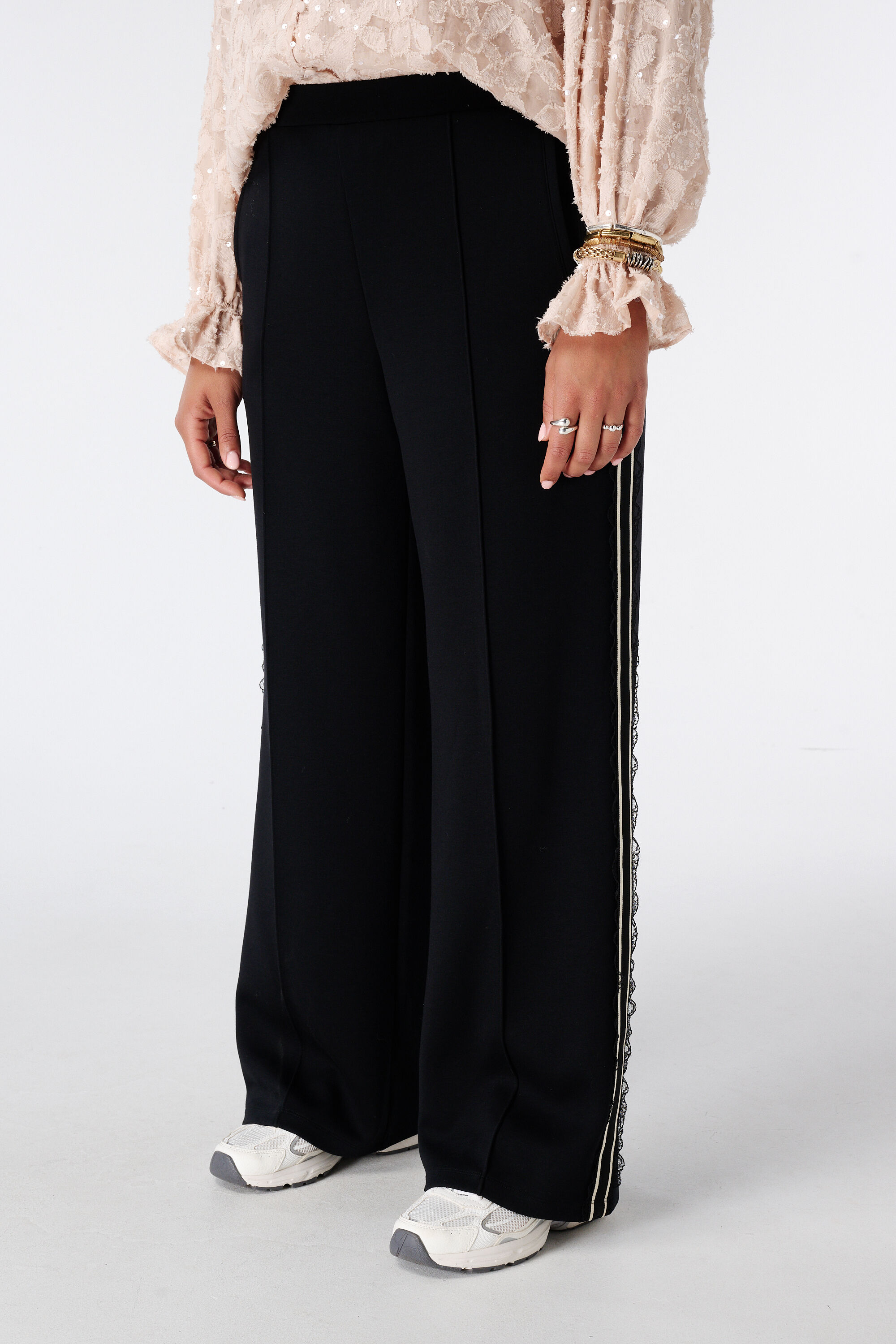 Broek met kanten zijstreep image number 5