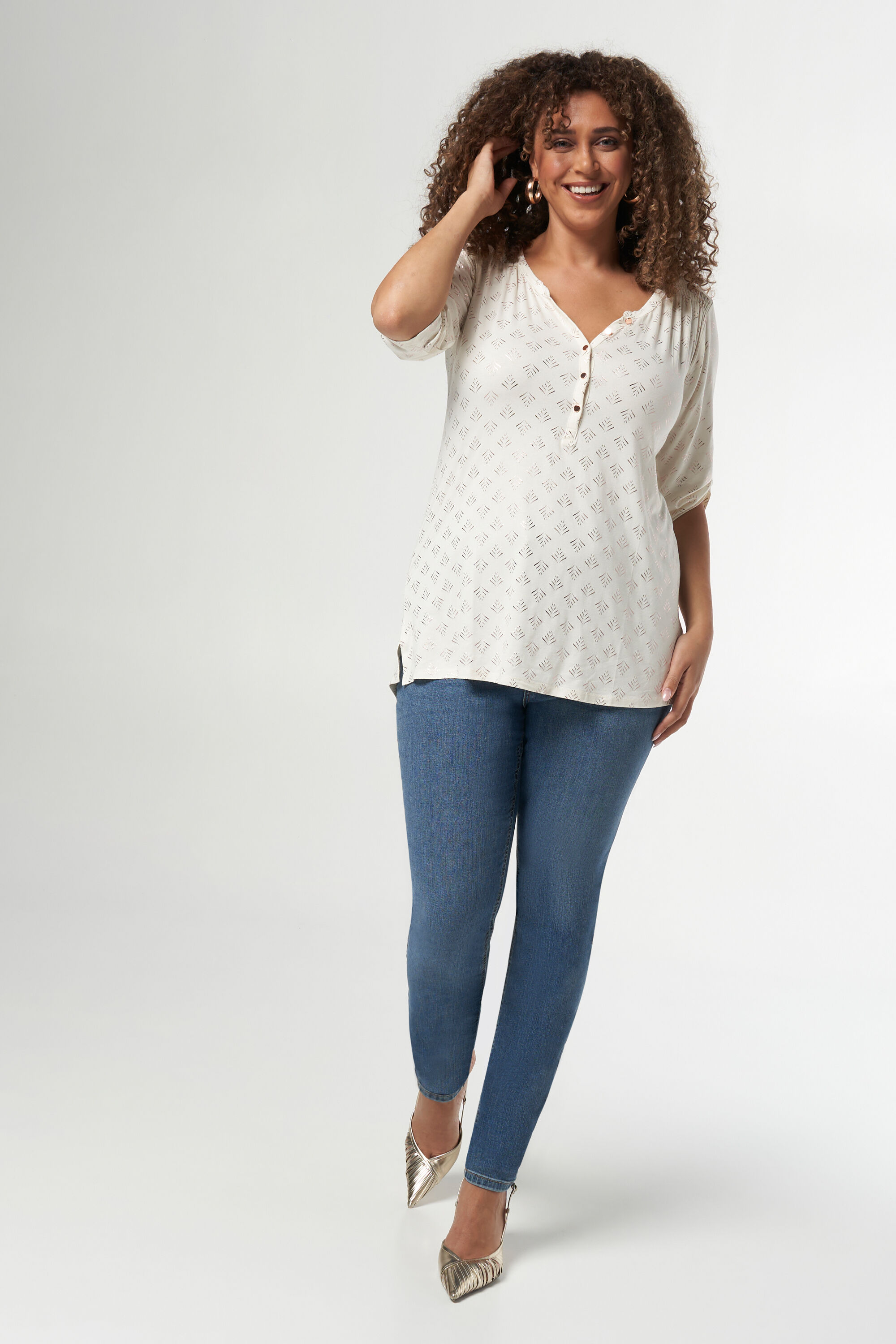 Top met knoopjes image number 5