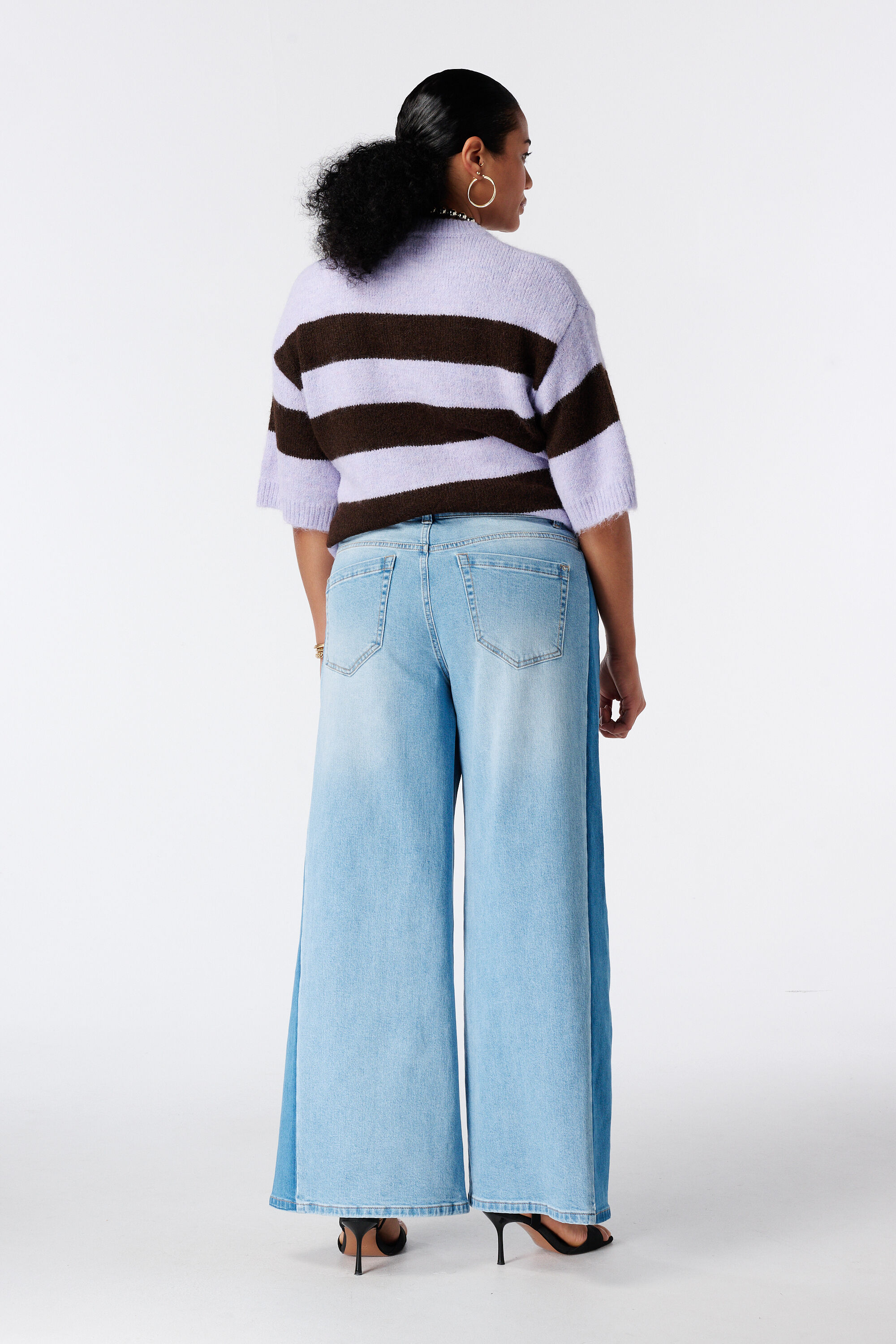 Wide leg jeans  image number 3