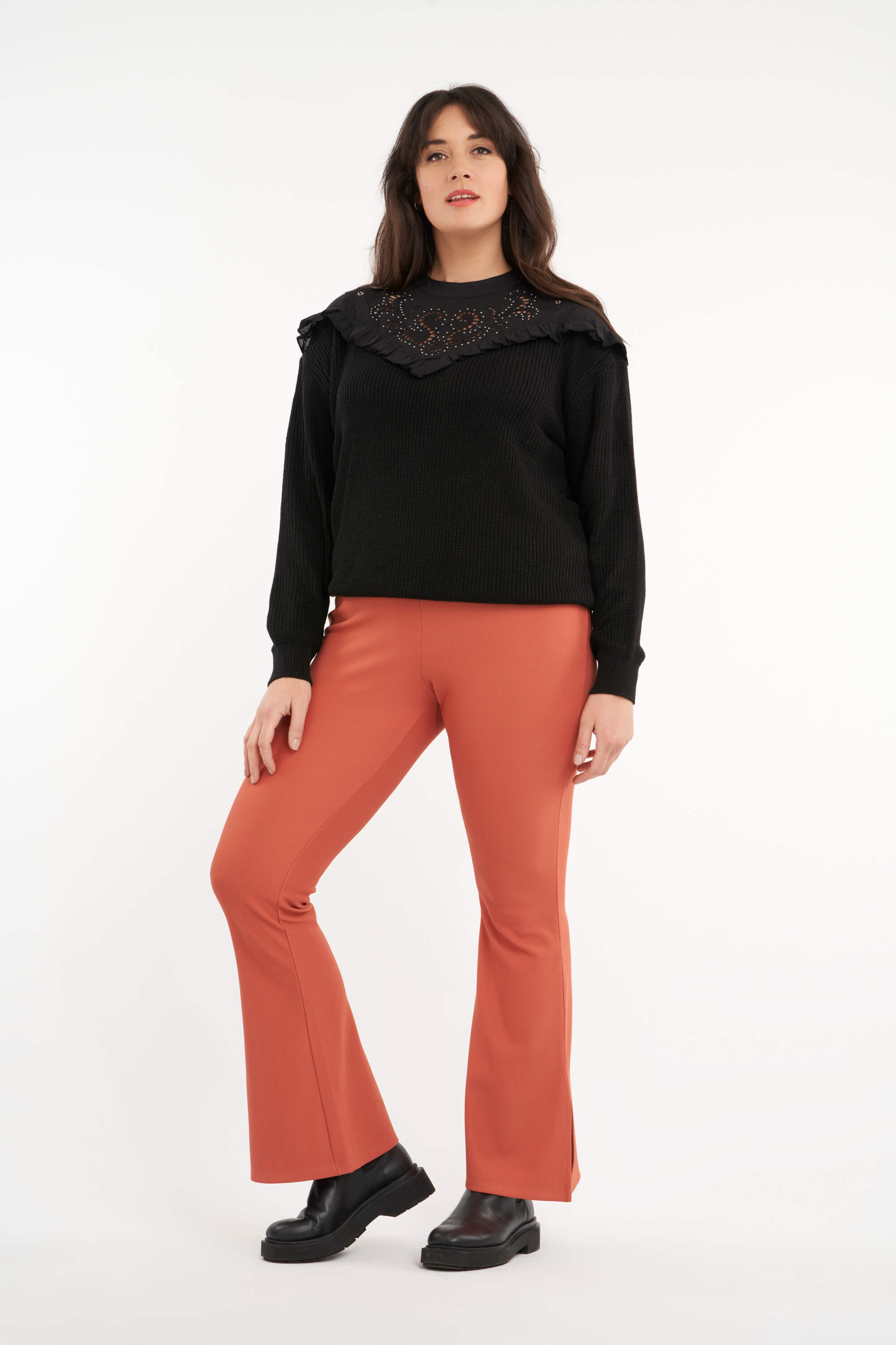 Flared legging met splitjes image number 5