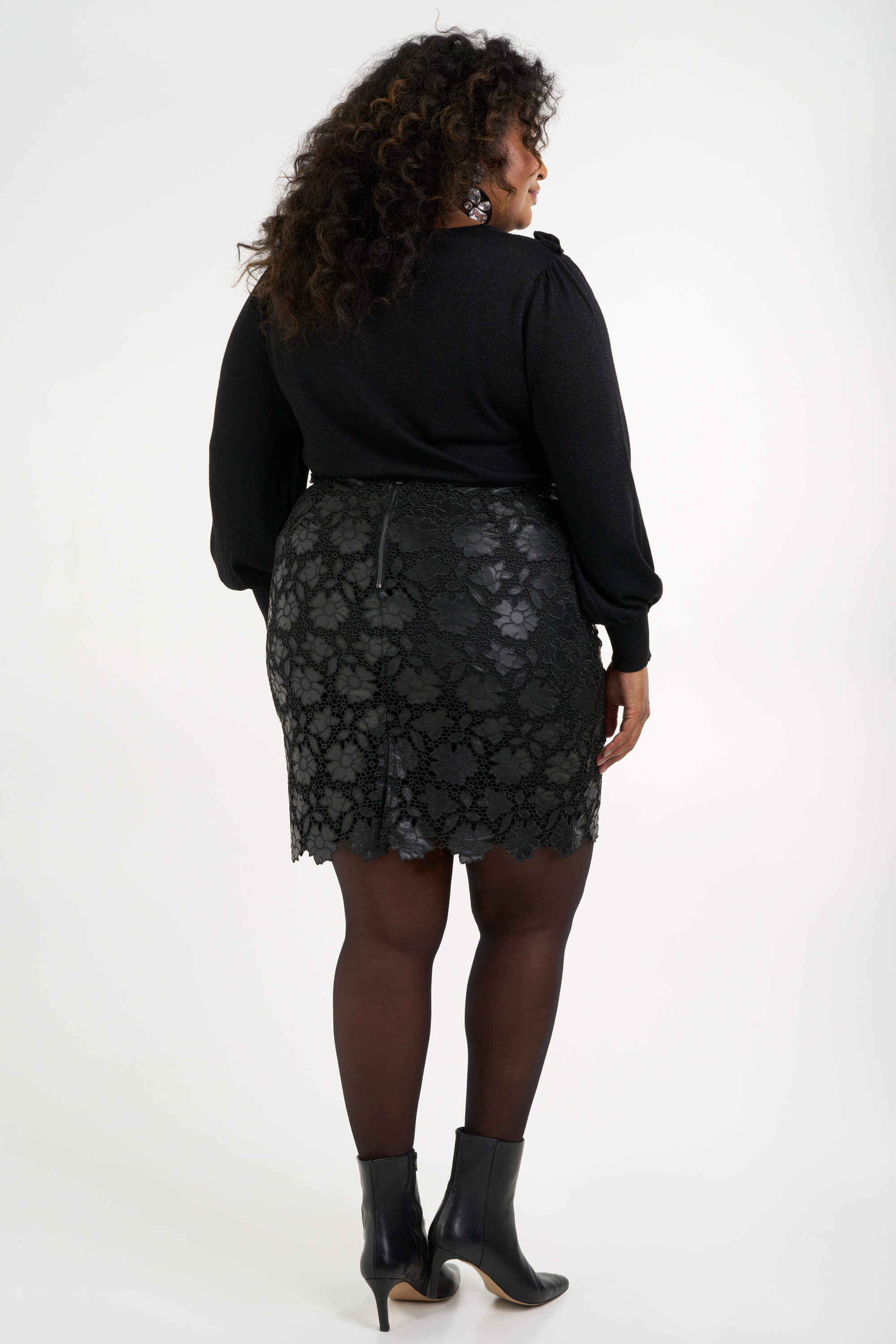 Imitatieleren rok met kant  image number 3