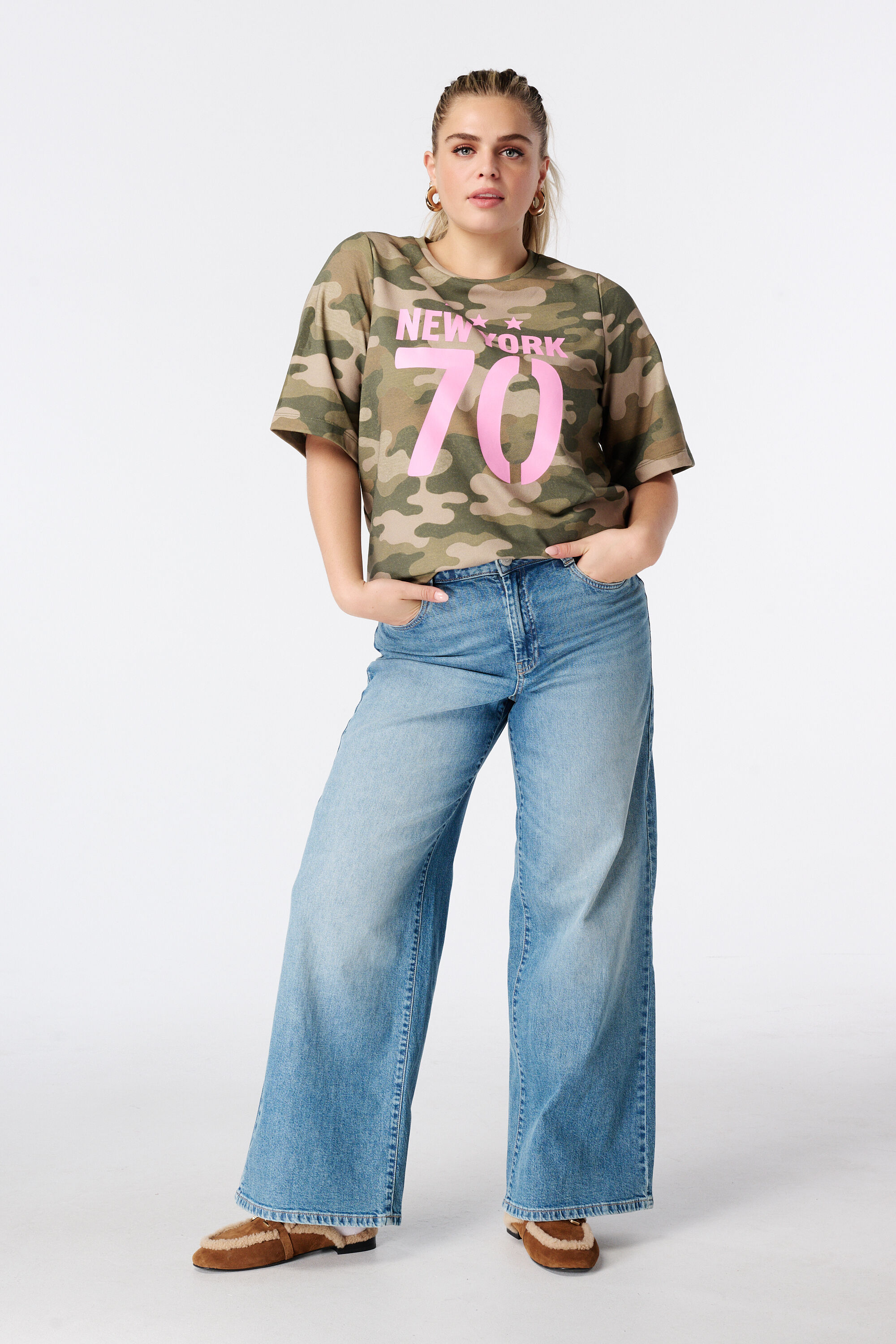 Sweat t-shirt met camouflageprint image number 5