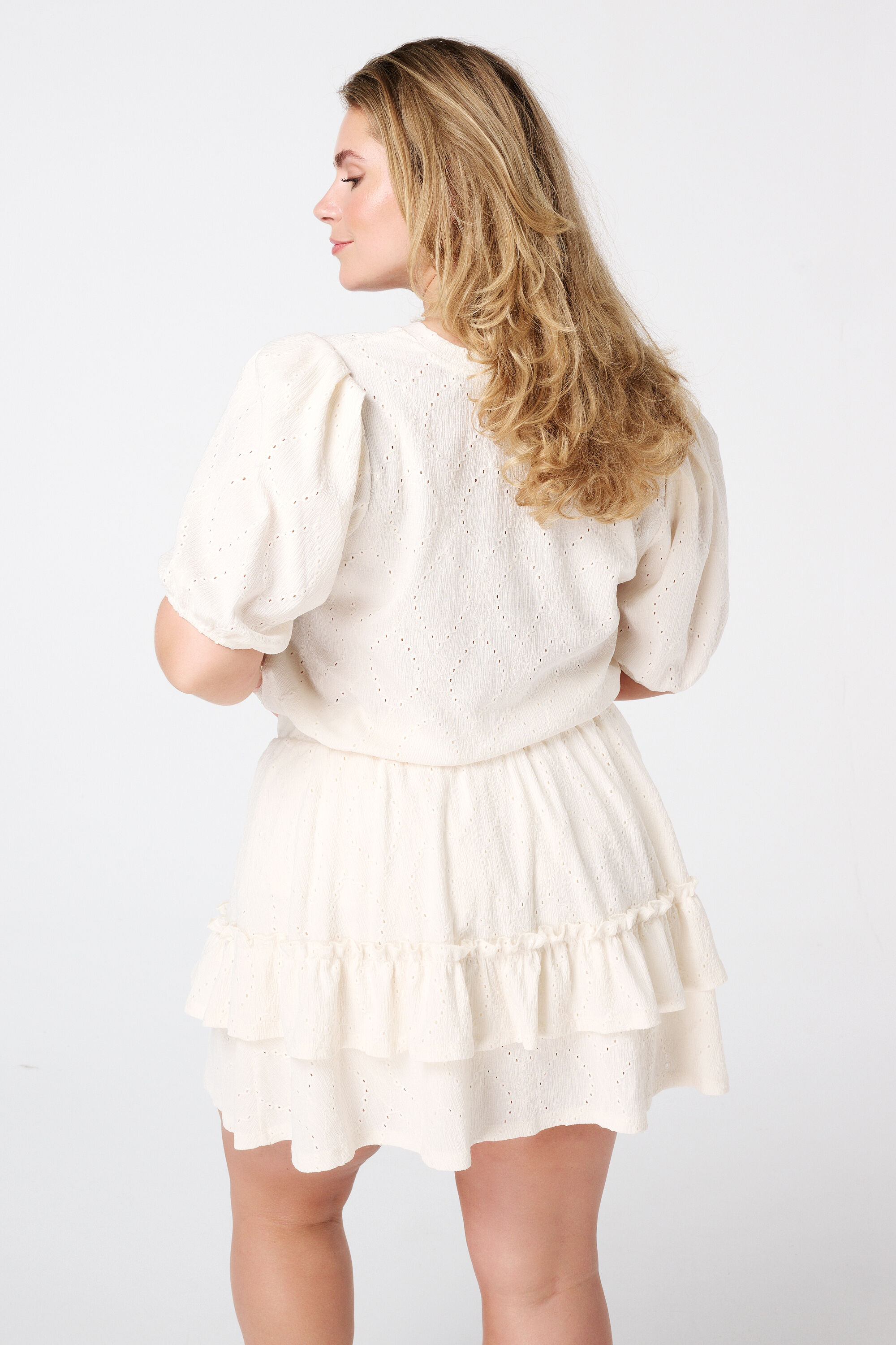 Top met broderie-look image number 1