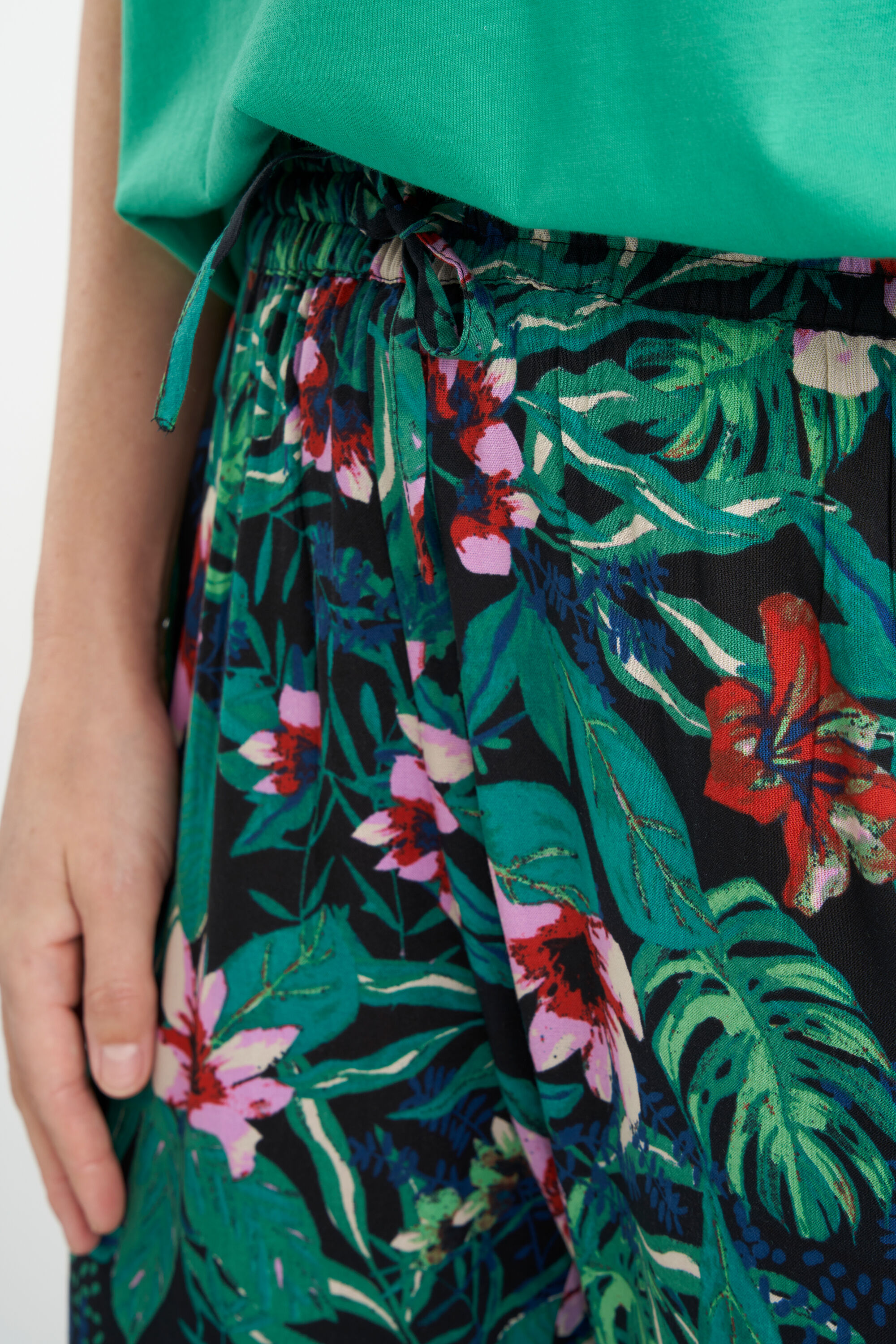 Losvallende broek image number 5