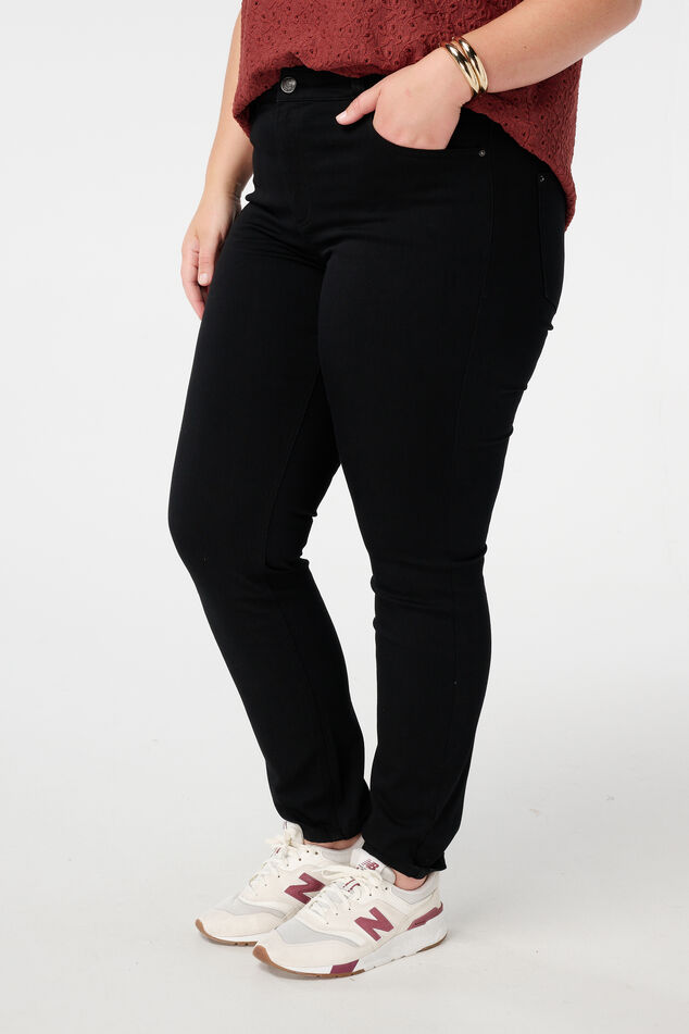 Slim leg jeans IRIS image number 5