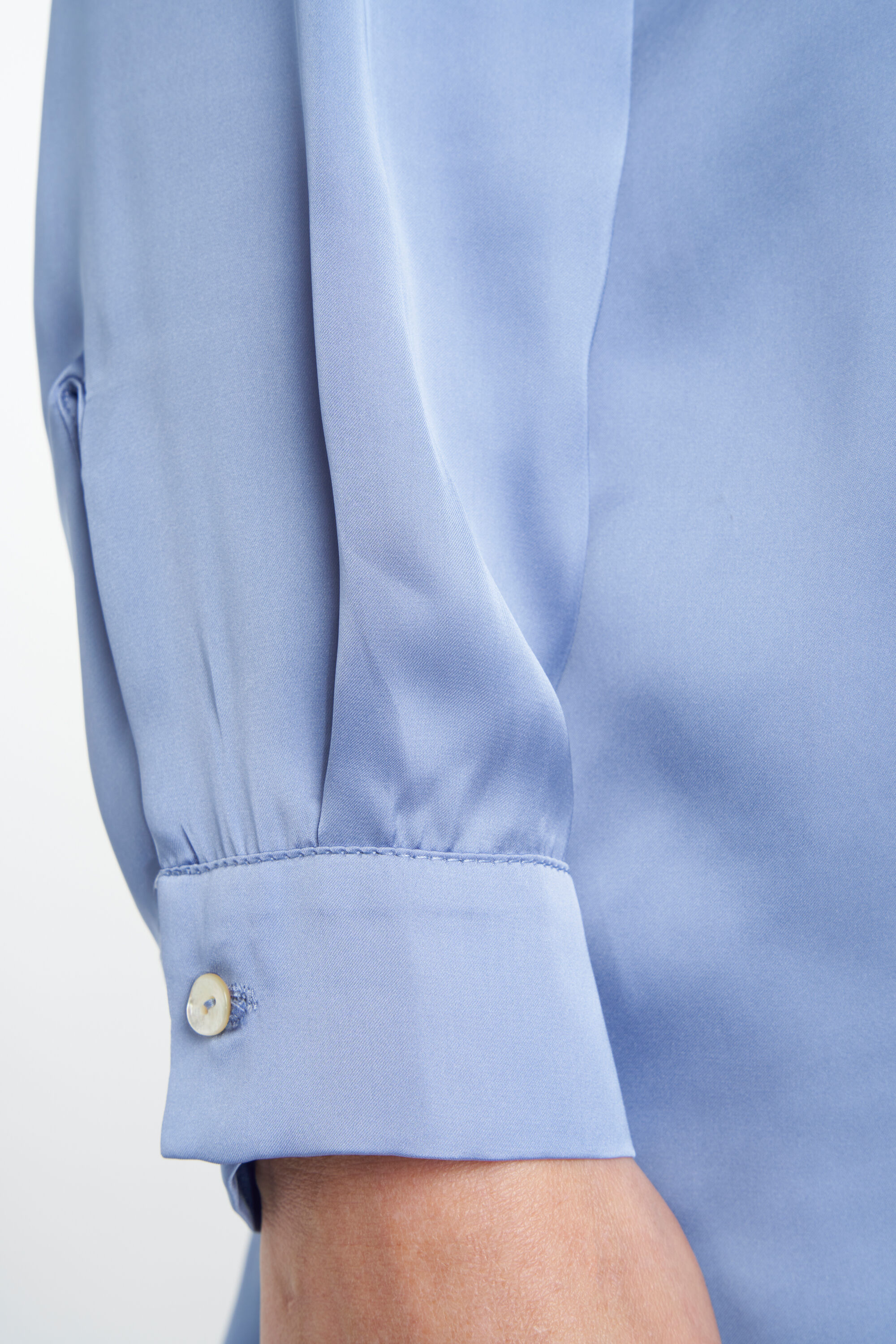 Satijnen blouse image number 4